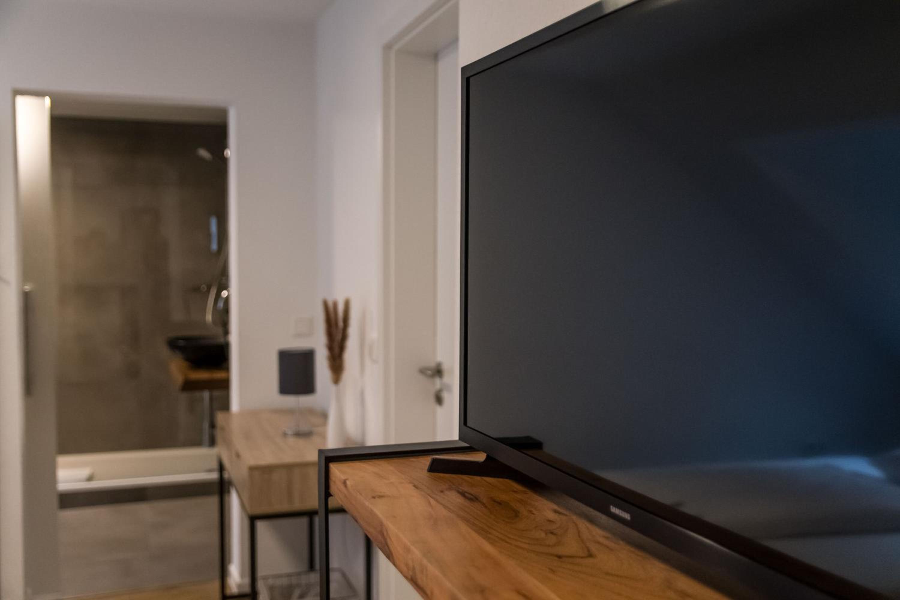 Standard Family Room - Photo 10