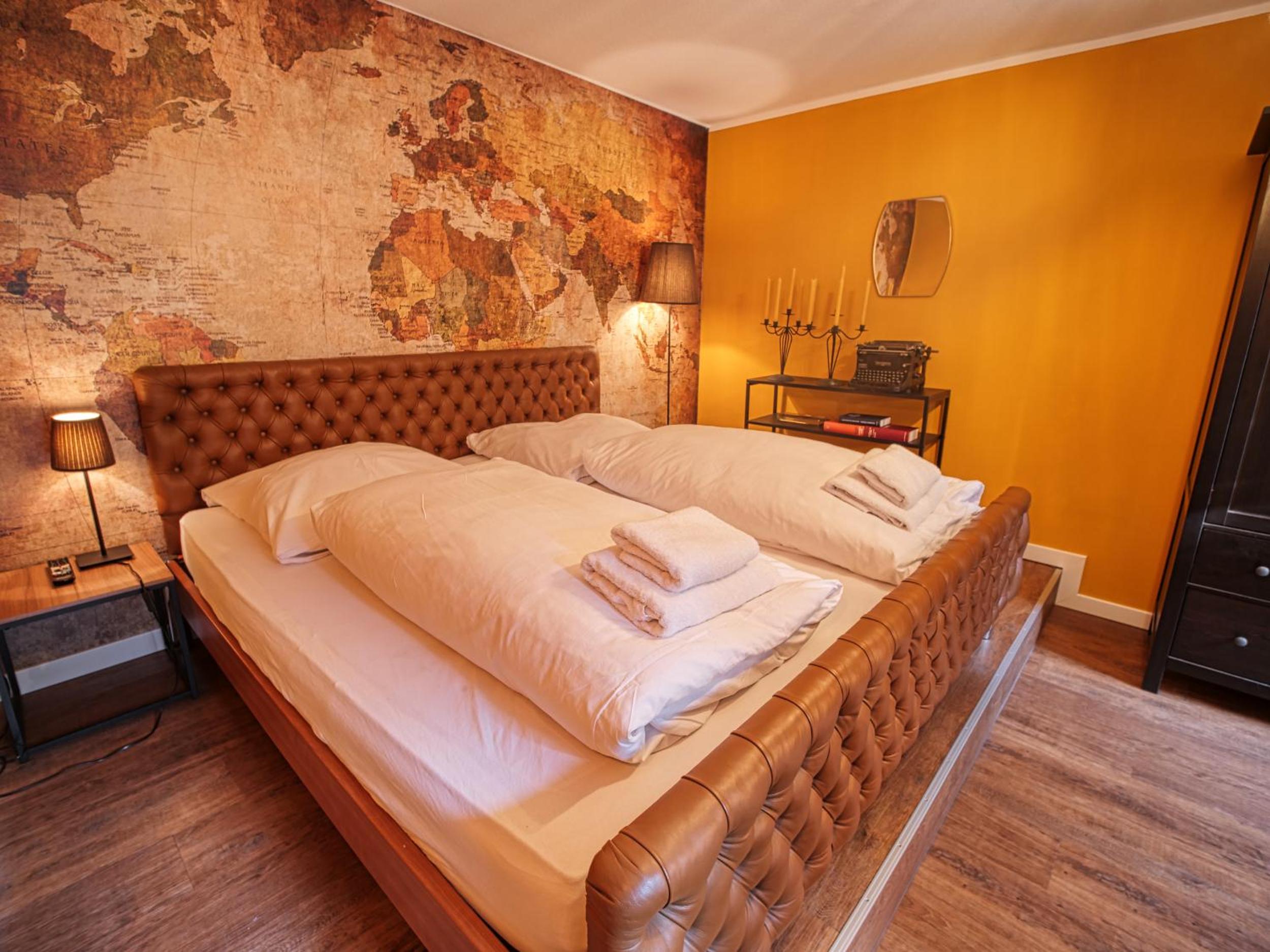 Double Room with Balcony - Photo 17