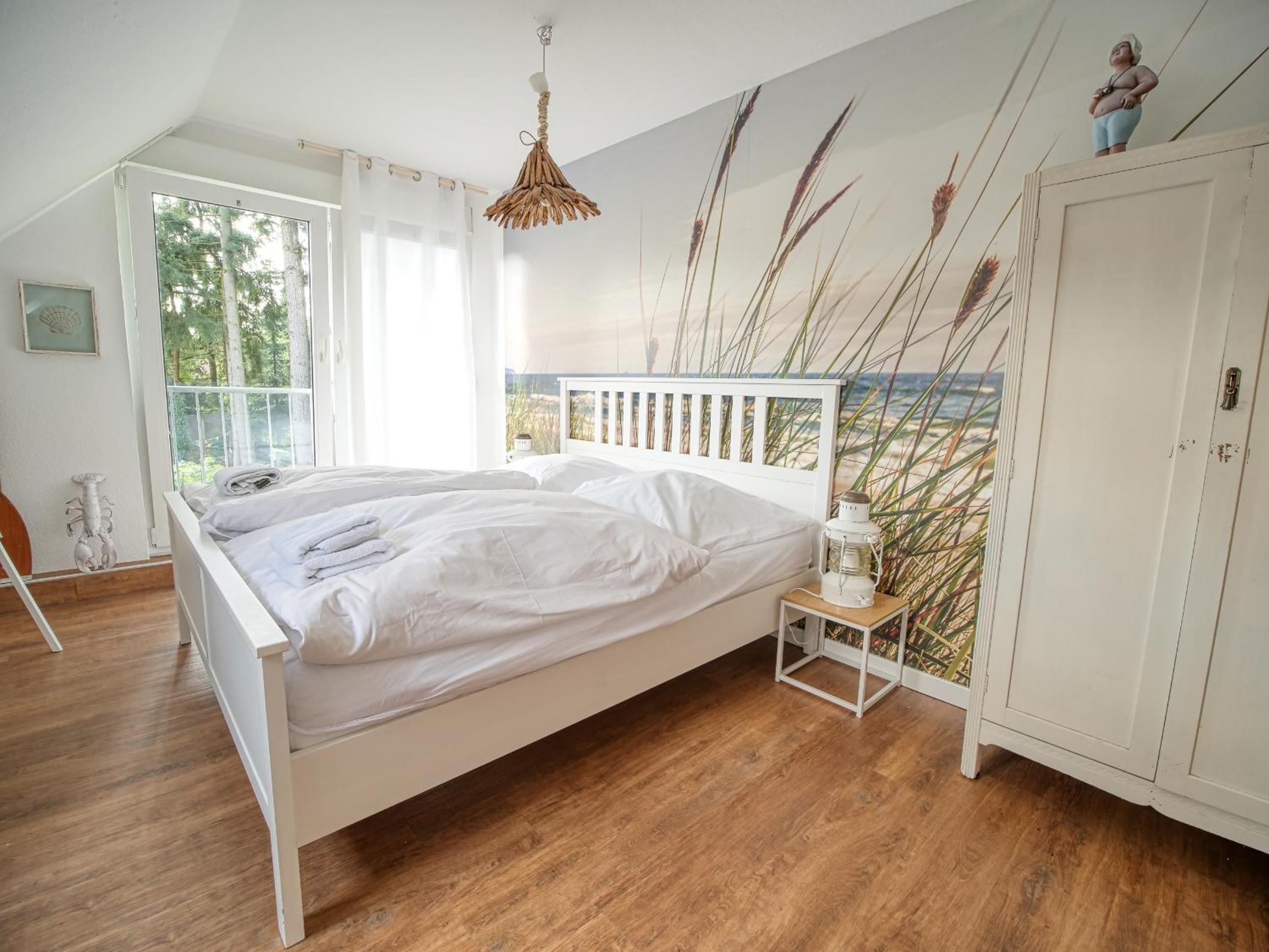 Double Room with Balcony - Photo 7
