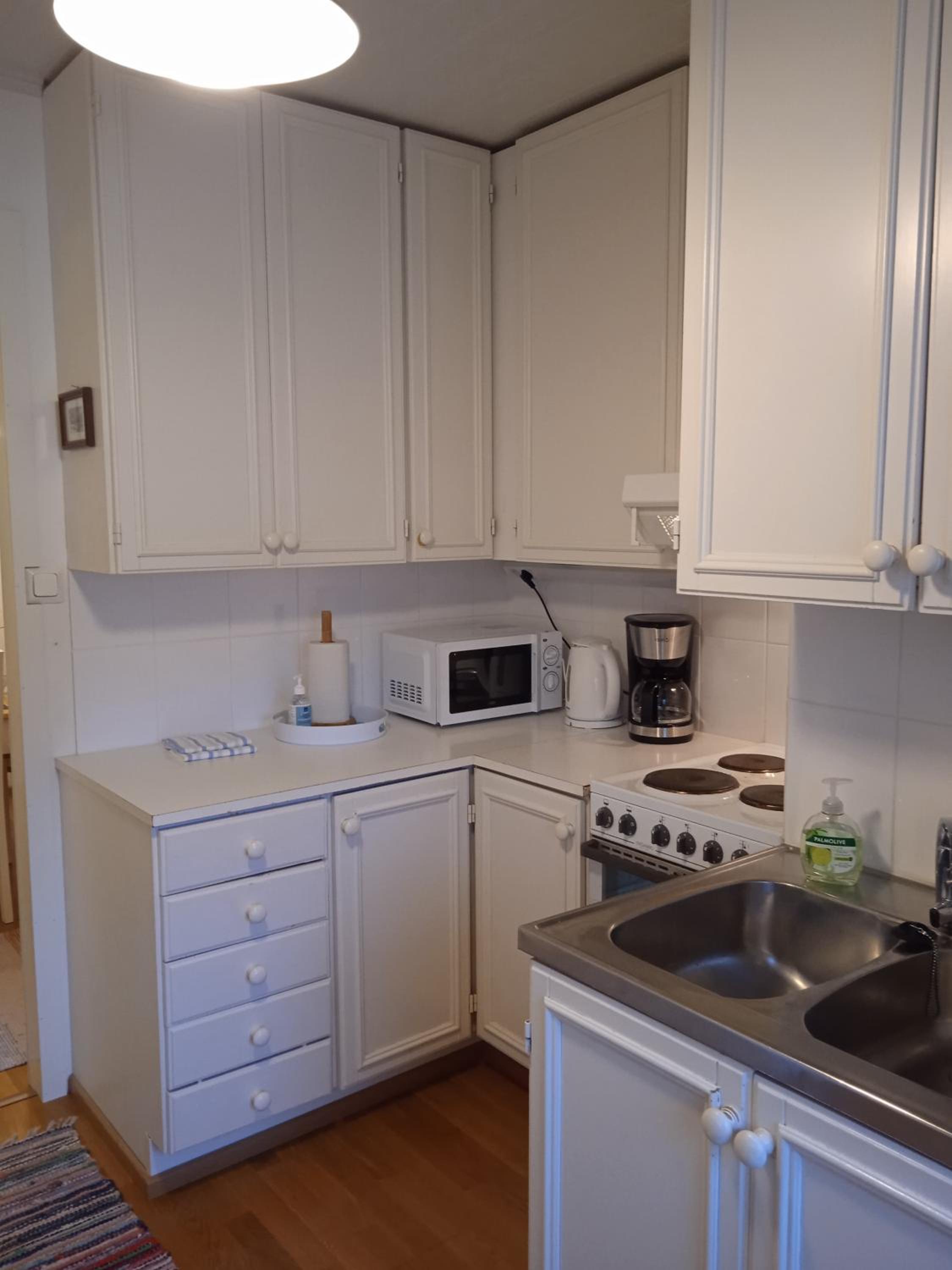 Two-Bedroom Apartment - Photo 8