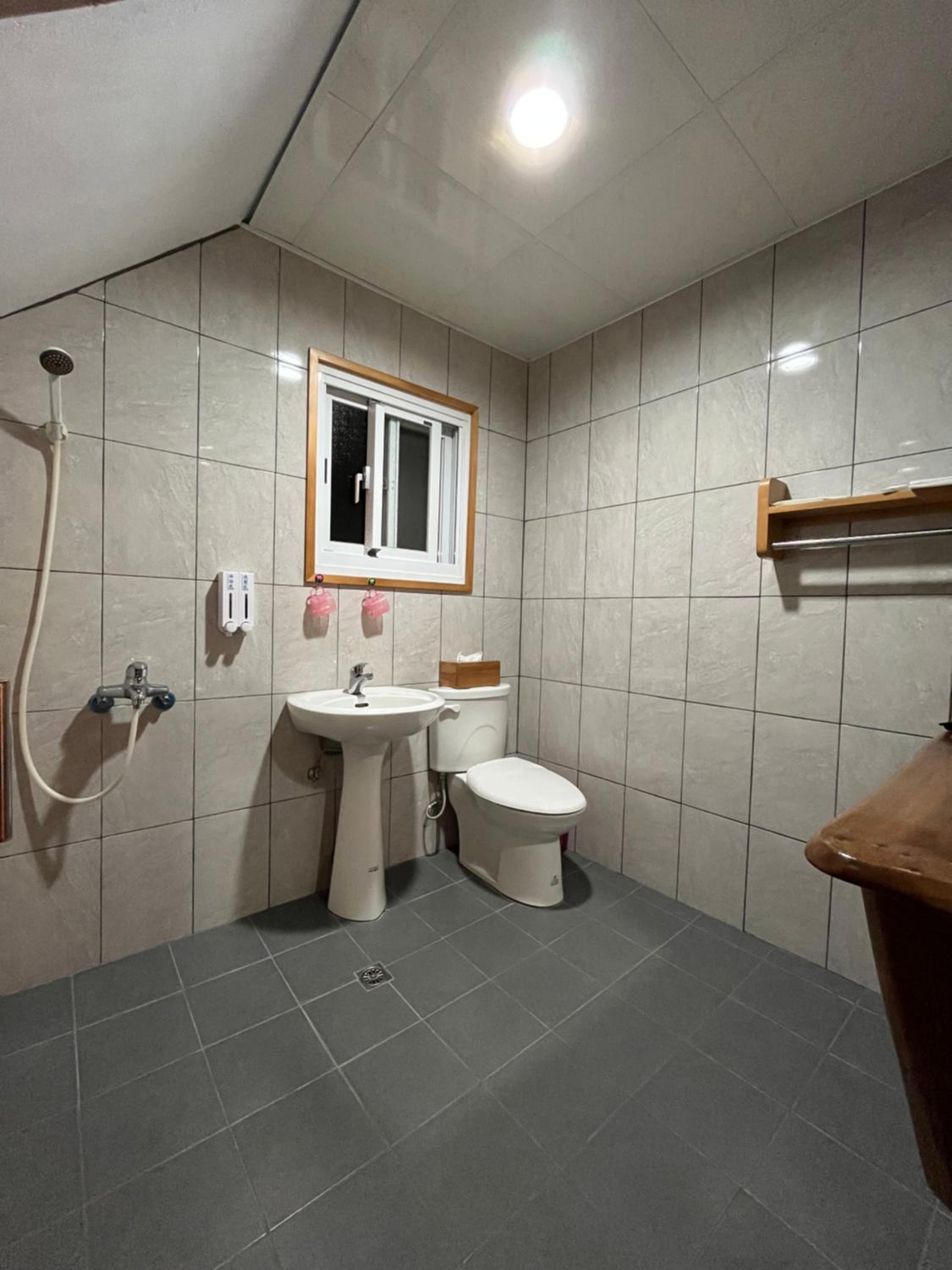 Double Room with Private Bathroom photo 3