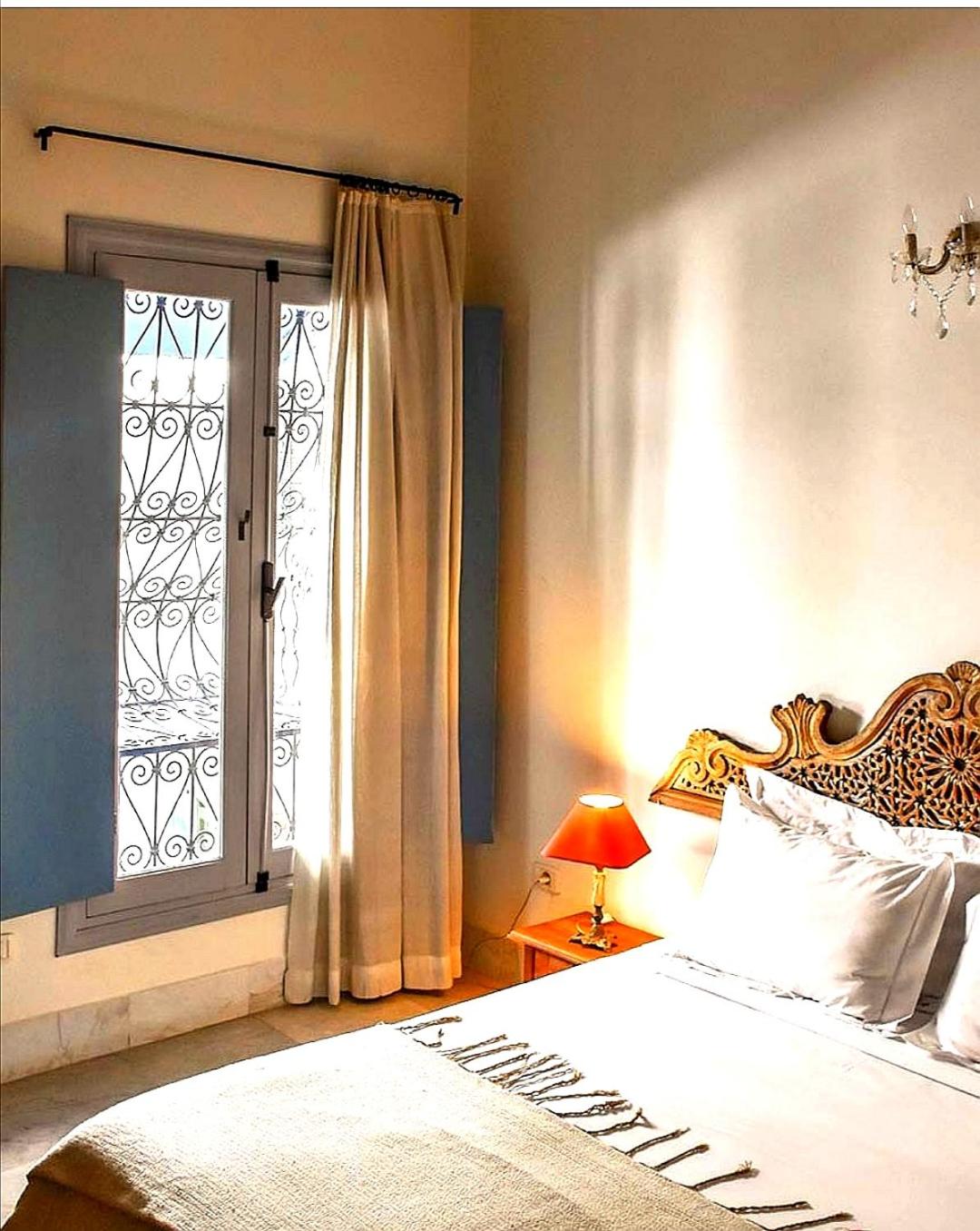 Deluxe Room - Photo 18