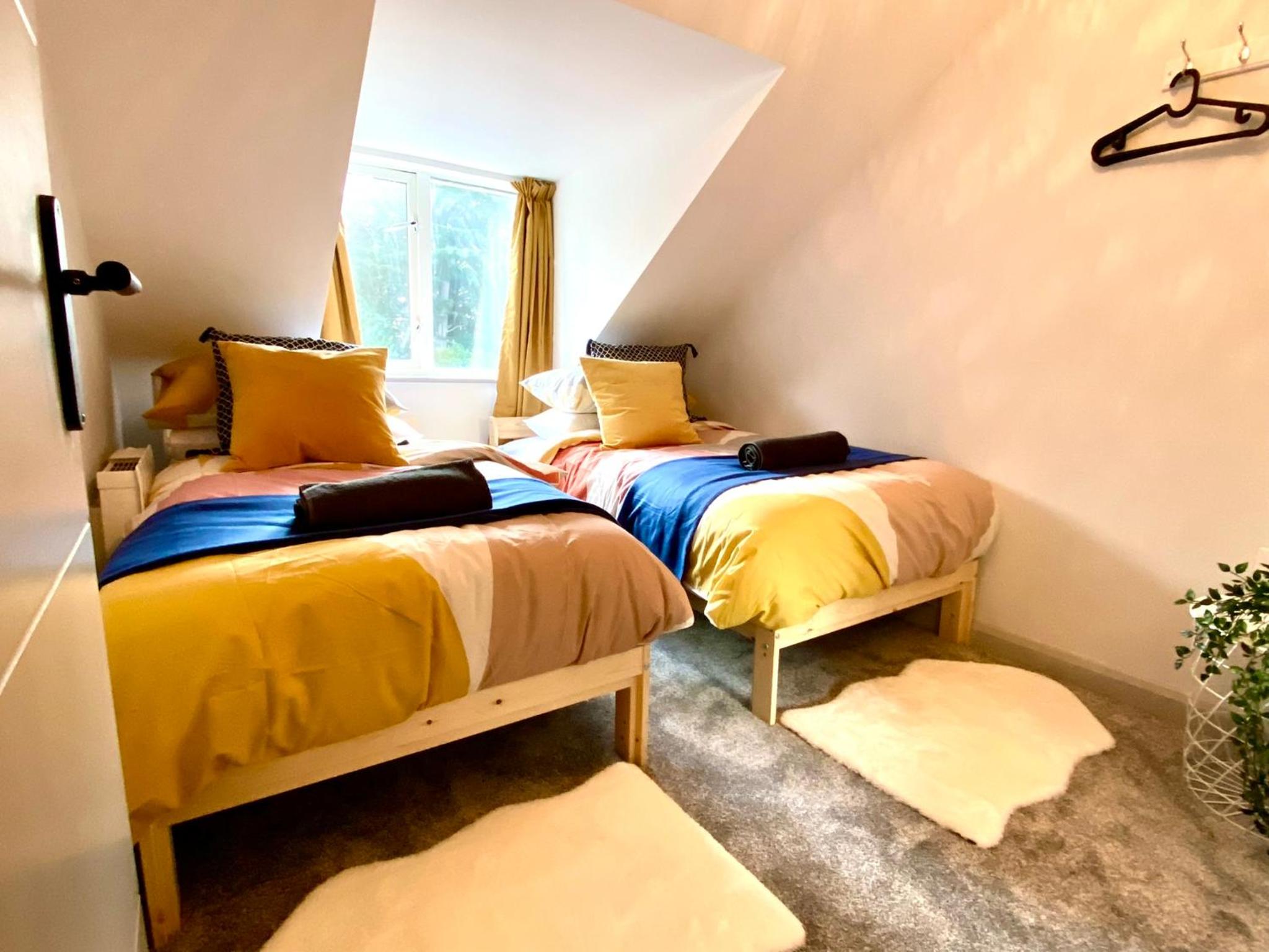 Two-Bedroom Apartment - Photo 2