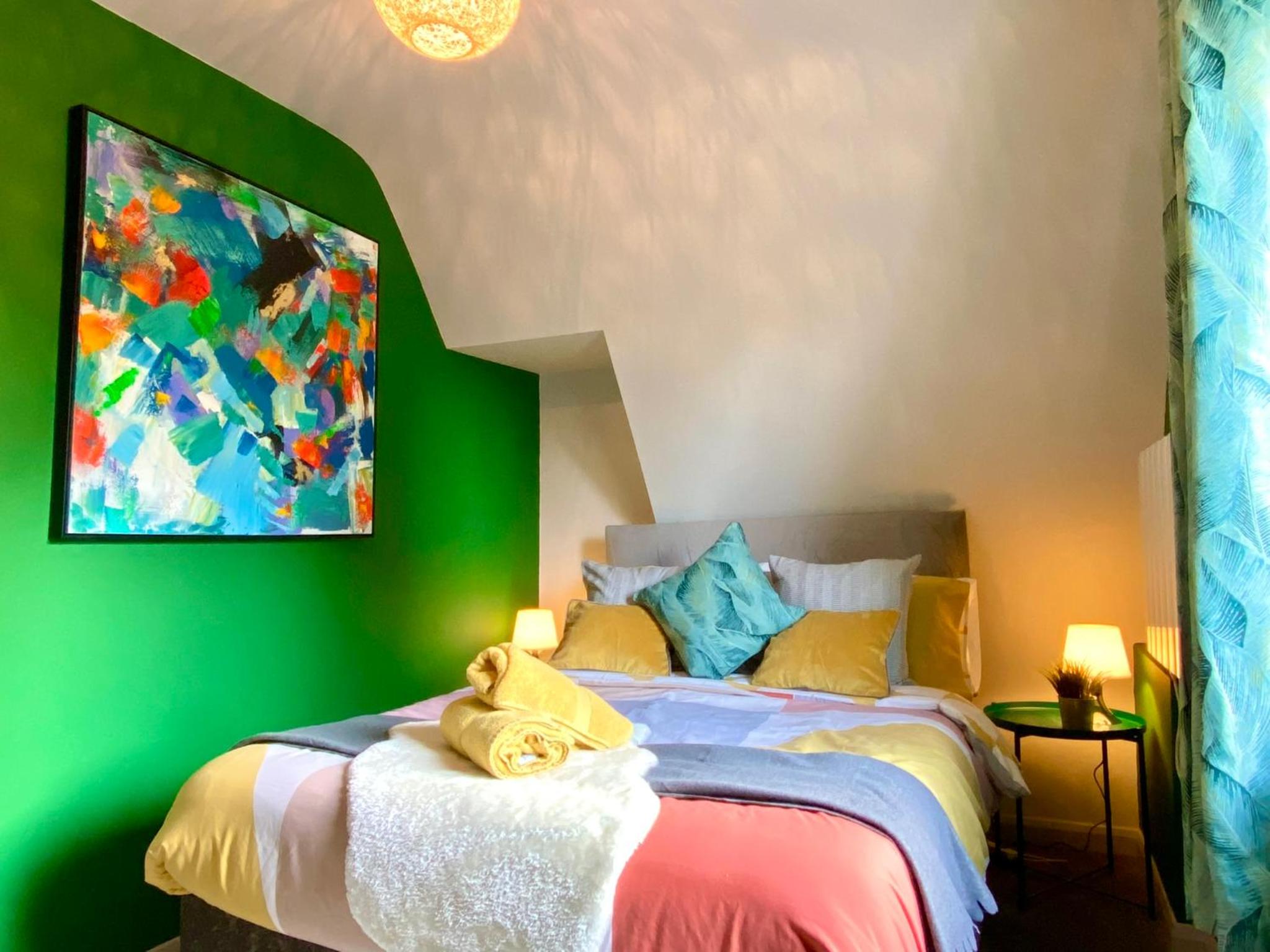 Two-Bedroom Apartment - Photo 8