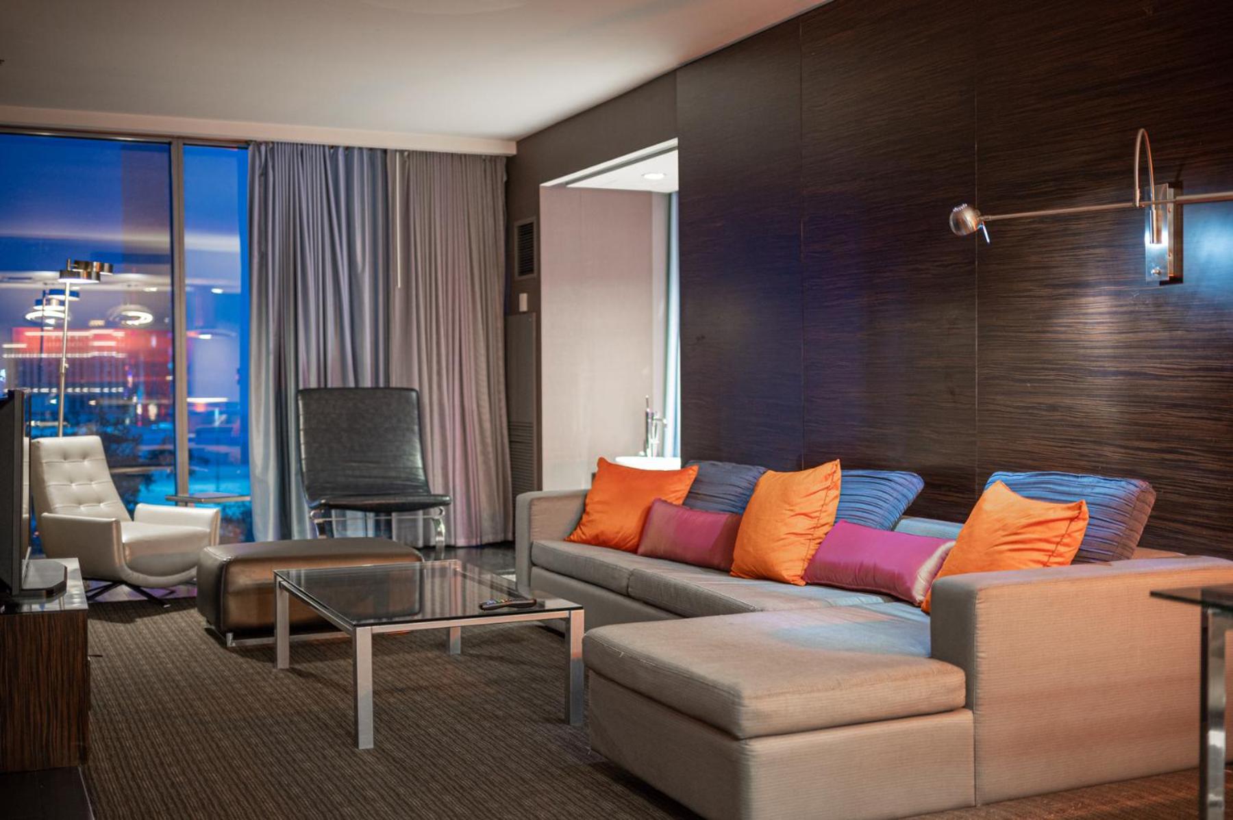 Two-Bedroom – Panoramic Strip View & Balcony