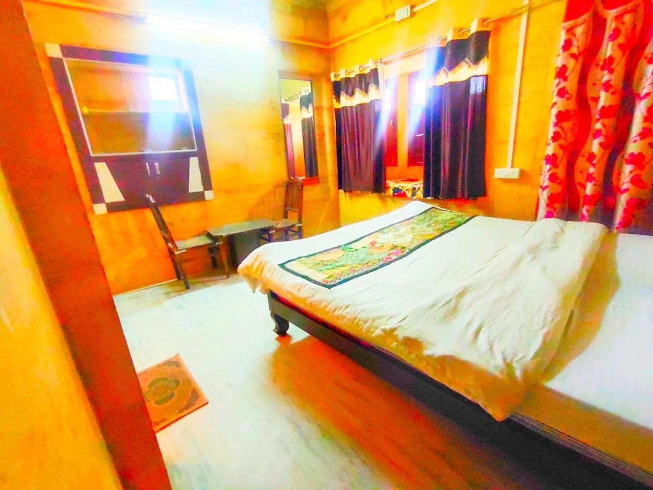 Deluxe Room - Photo 29