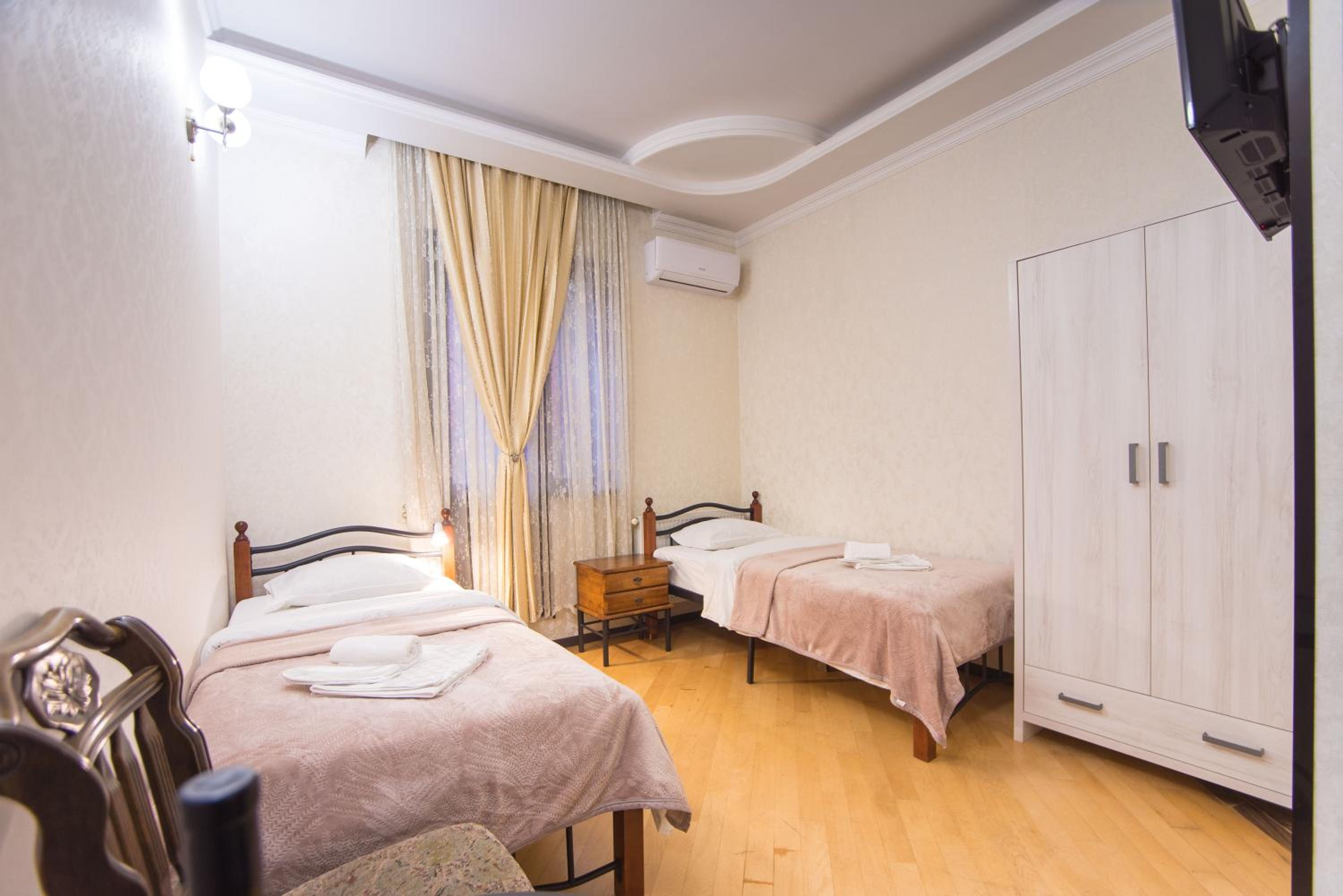 Twin Room with Balcony