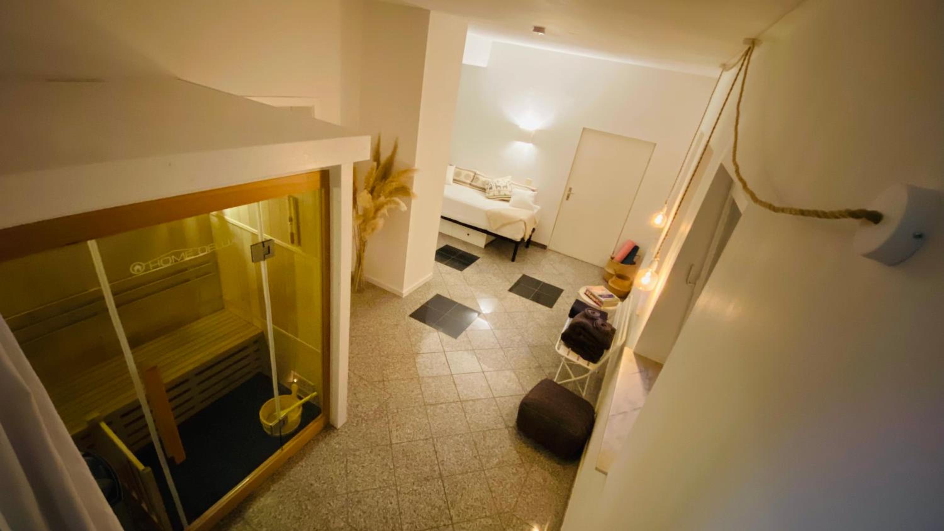 One-Bedroom Apartment - Photo 34