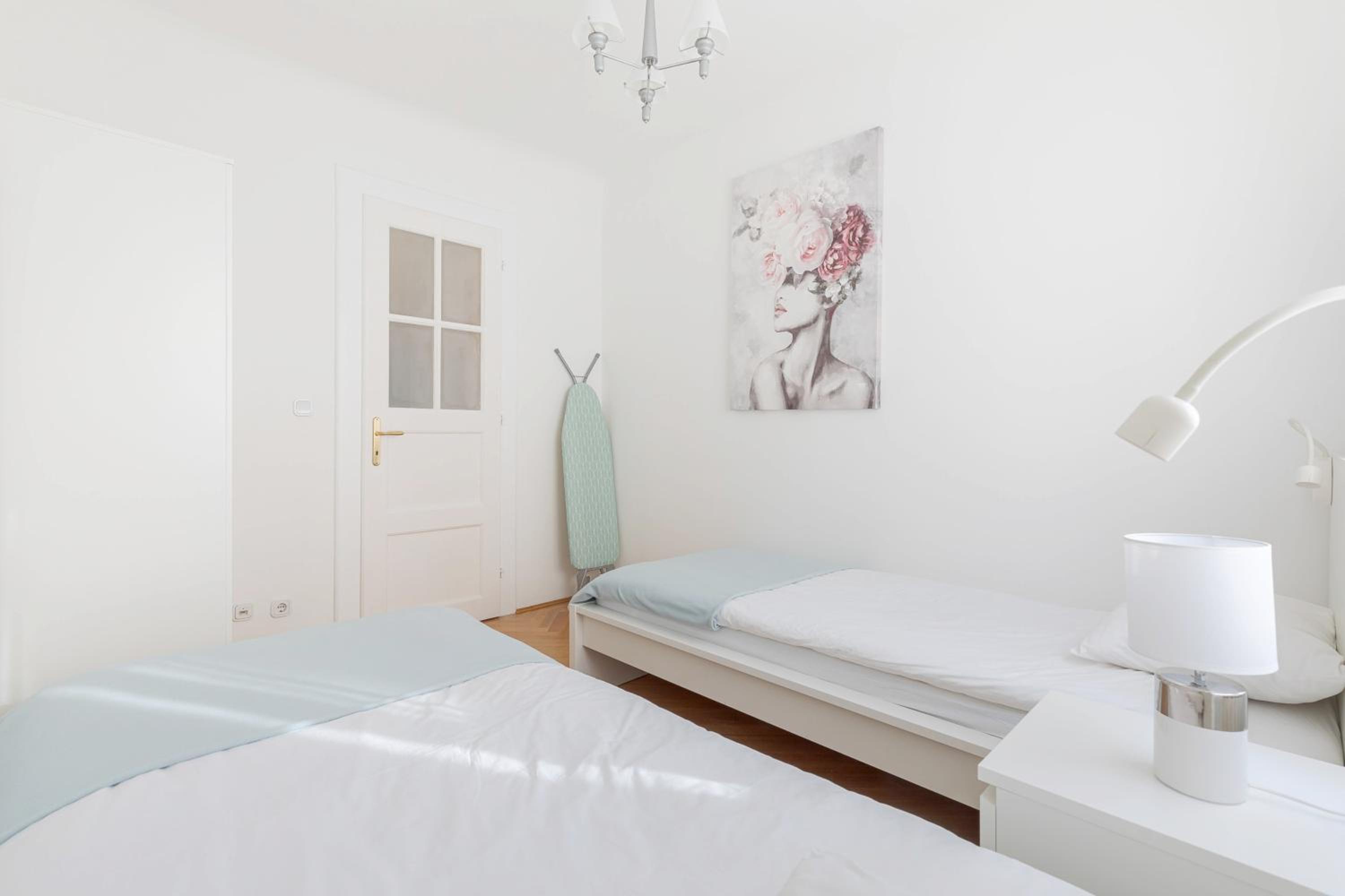 Three-Bedroom Apartment - Photo 15