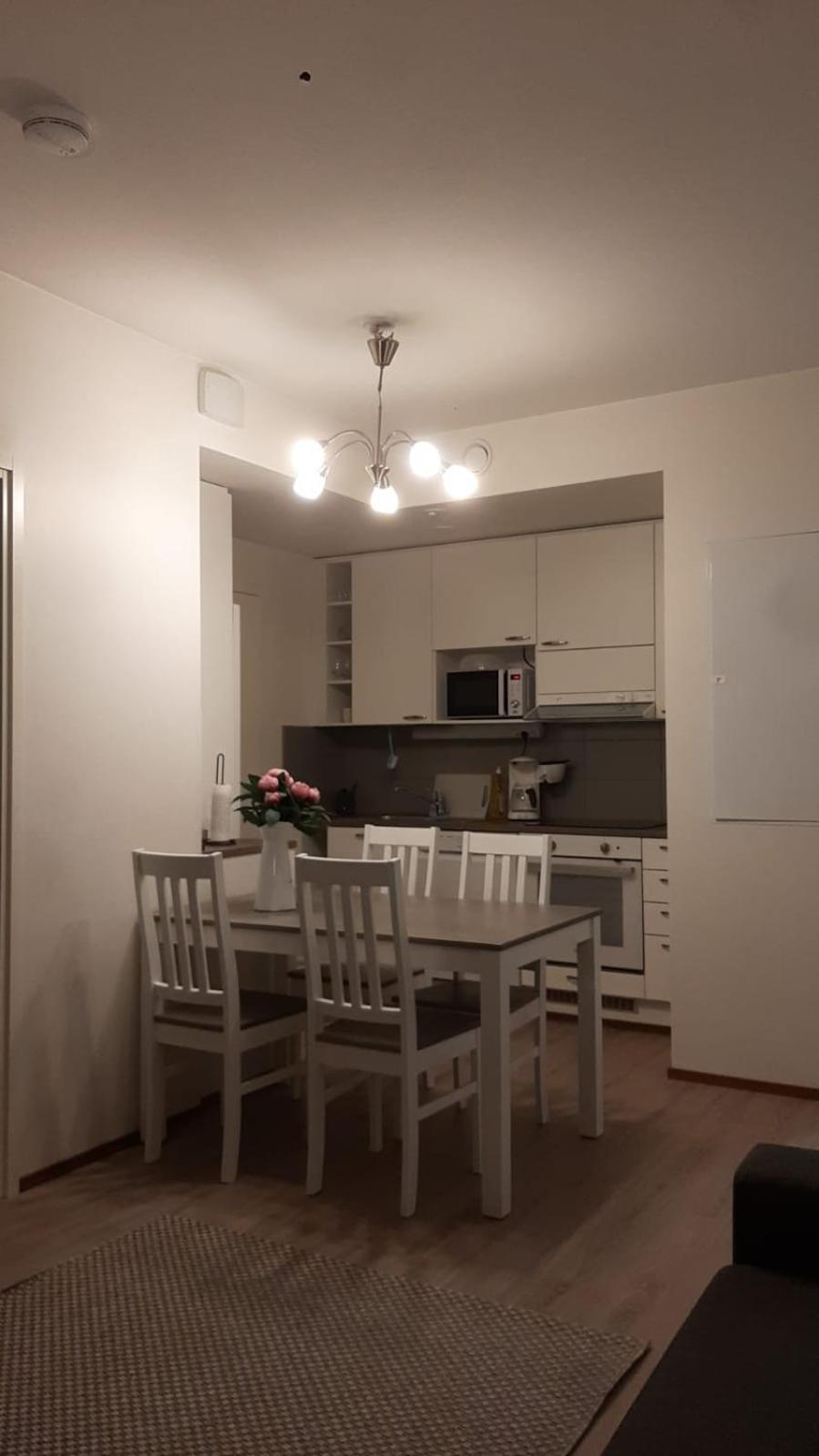 One-Bedroom Apartment - Photo 7