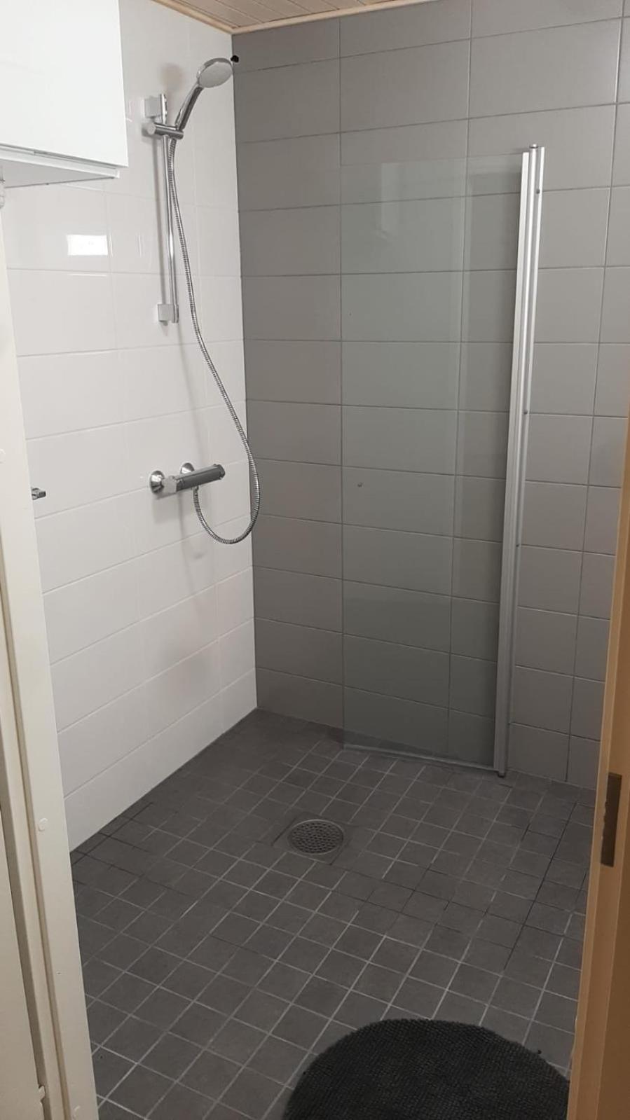 One-Bedroom Apartment - Photo 4