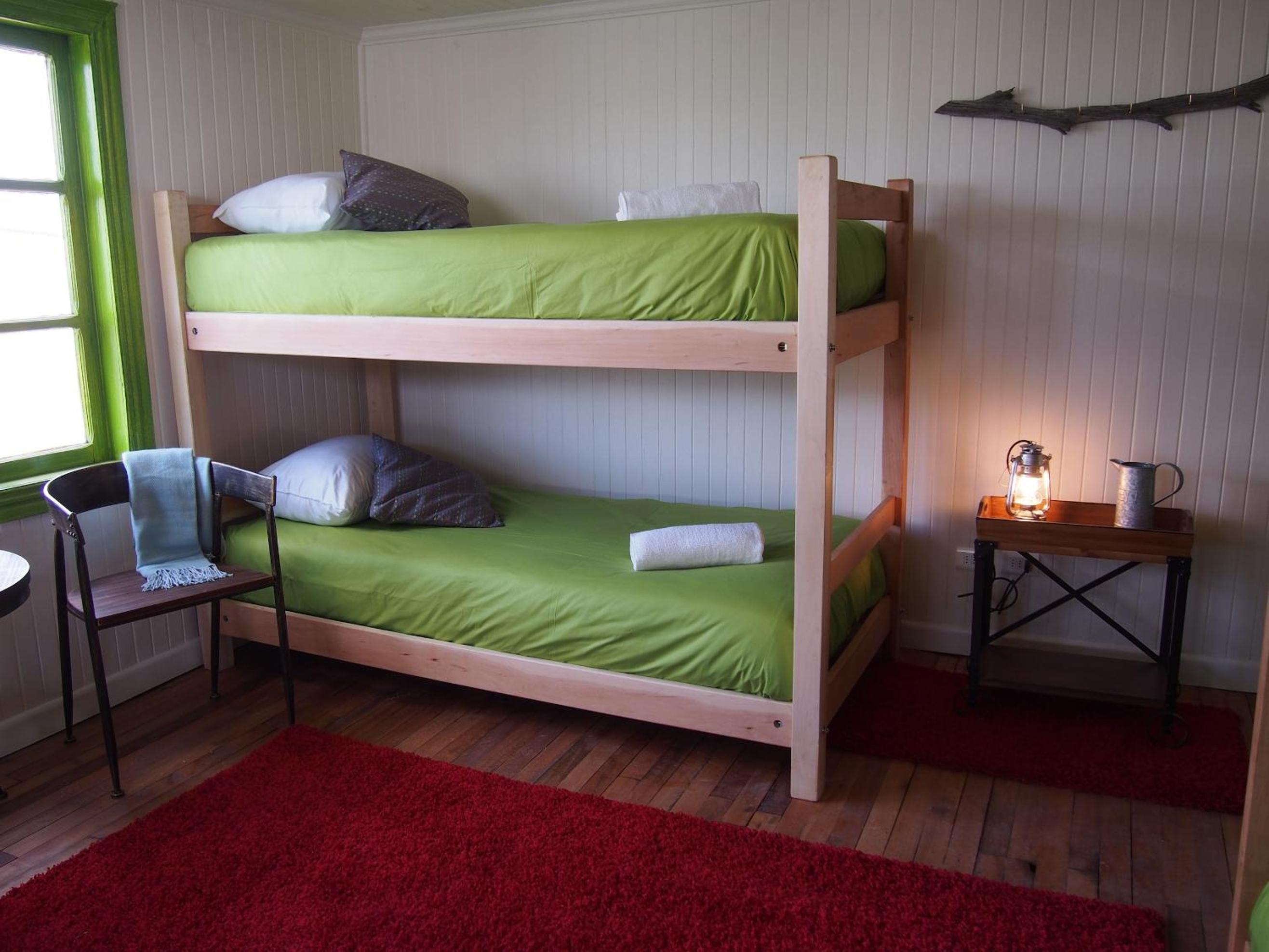 Basic Triple Room with Shared Bathroom photo 1