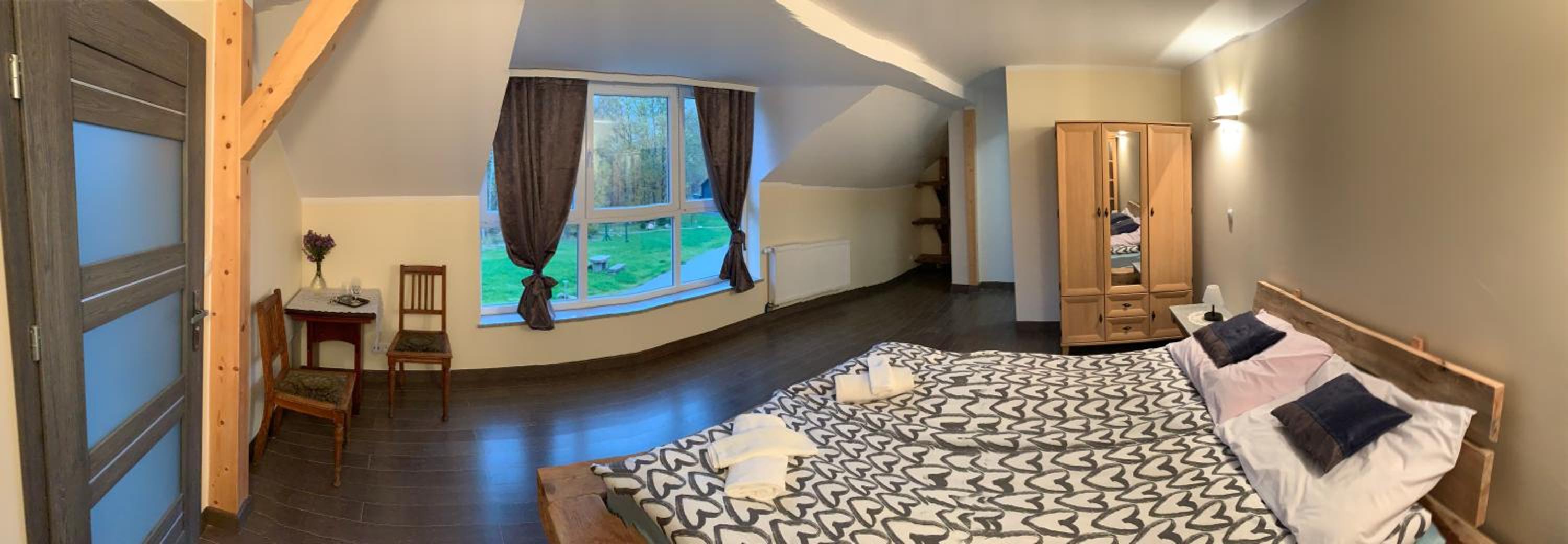 Standard Queen Room - Photo 13