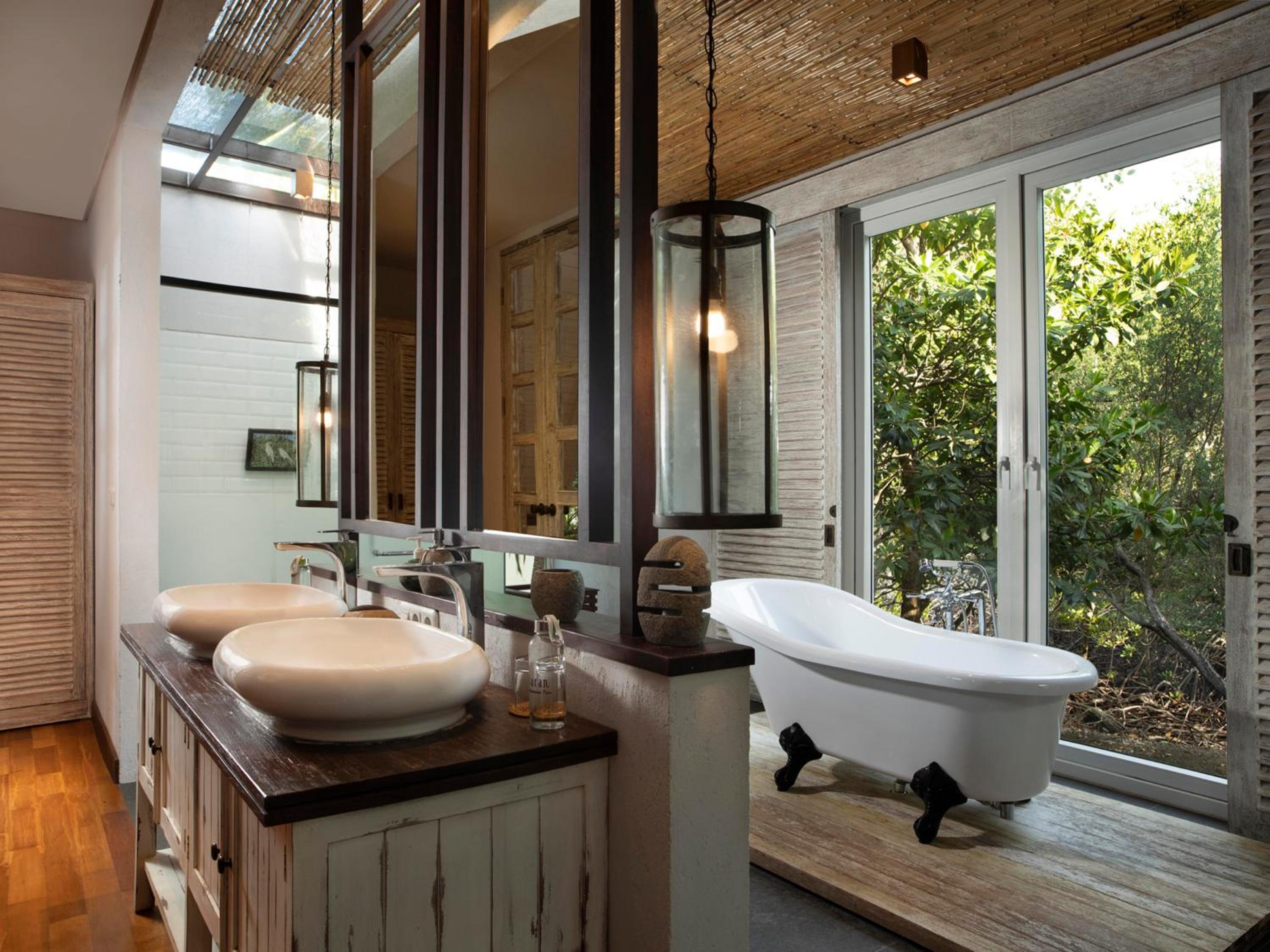 Founder's Home at Ocean Front Mangrove Villa with Free Water Sport and Trekking - Photo 4
