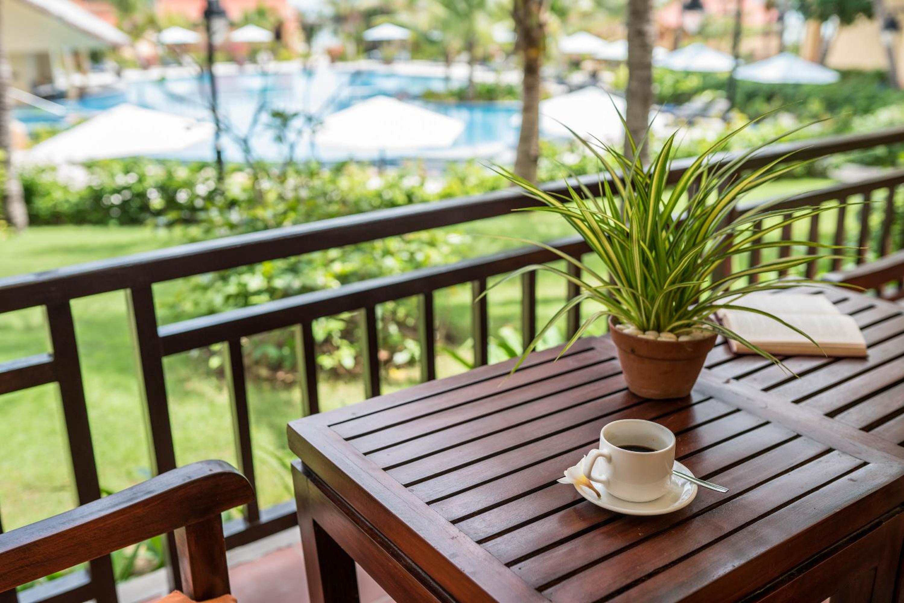 Family Suite with Balcony - Complimentary Mini-bar in room thumbnail 6