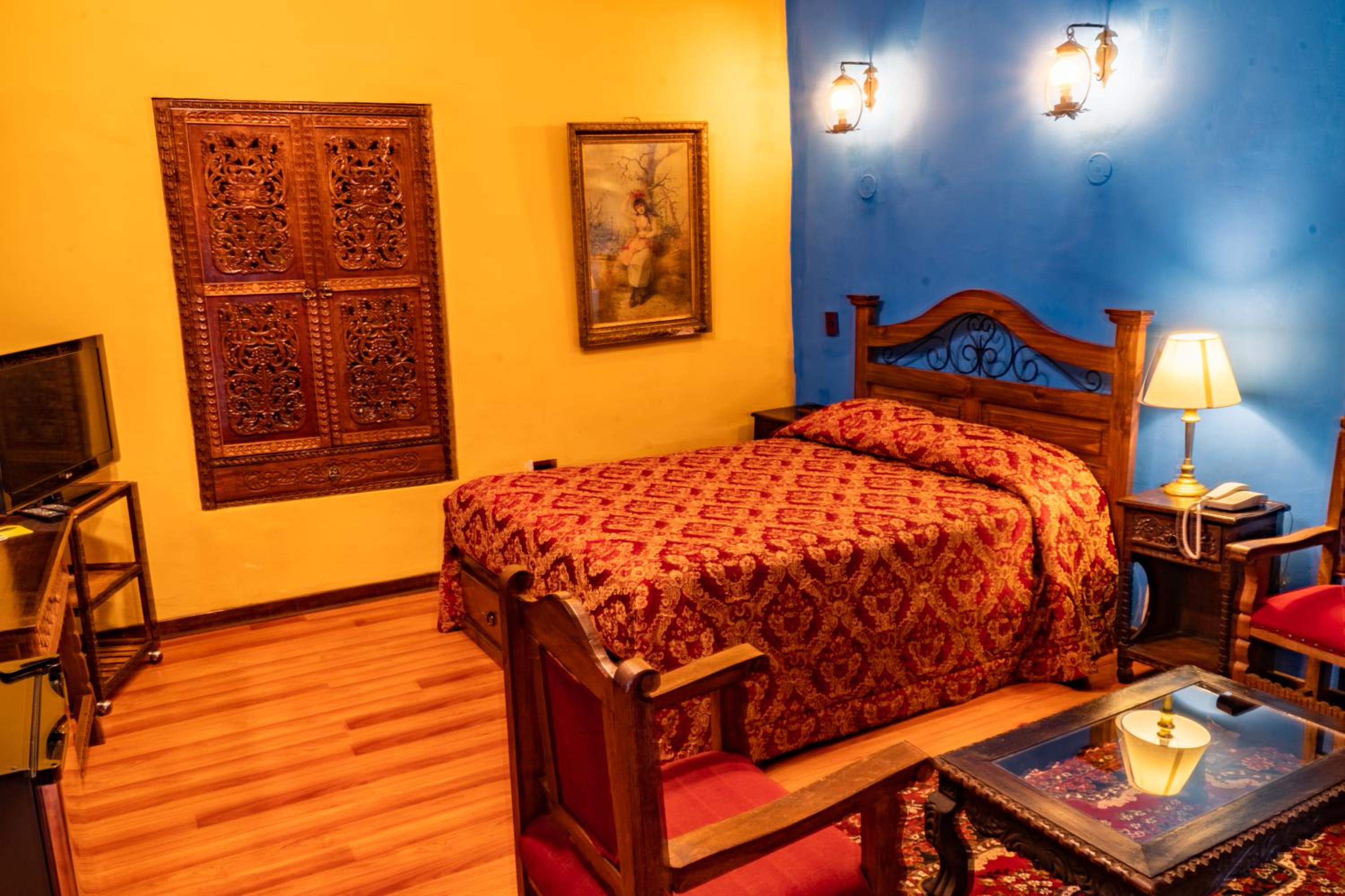 Deluxe Queen Room
