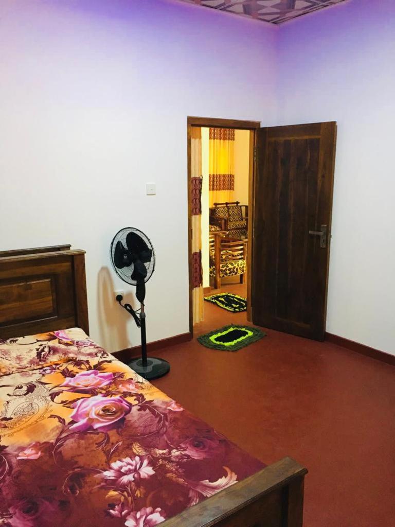 One-Bedroom House photo 1