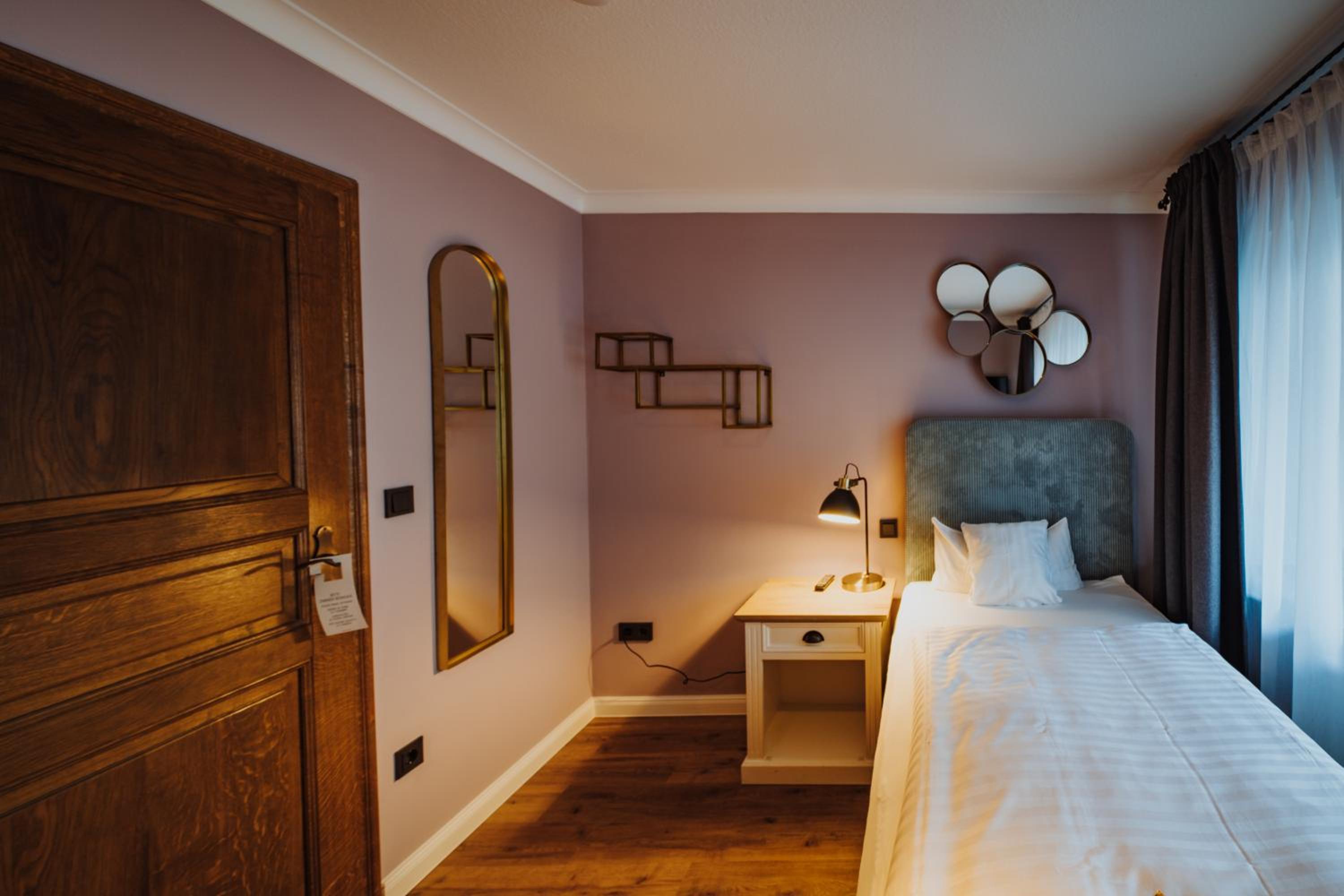 Single Room photo 3