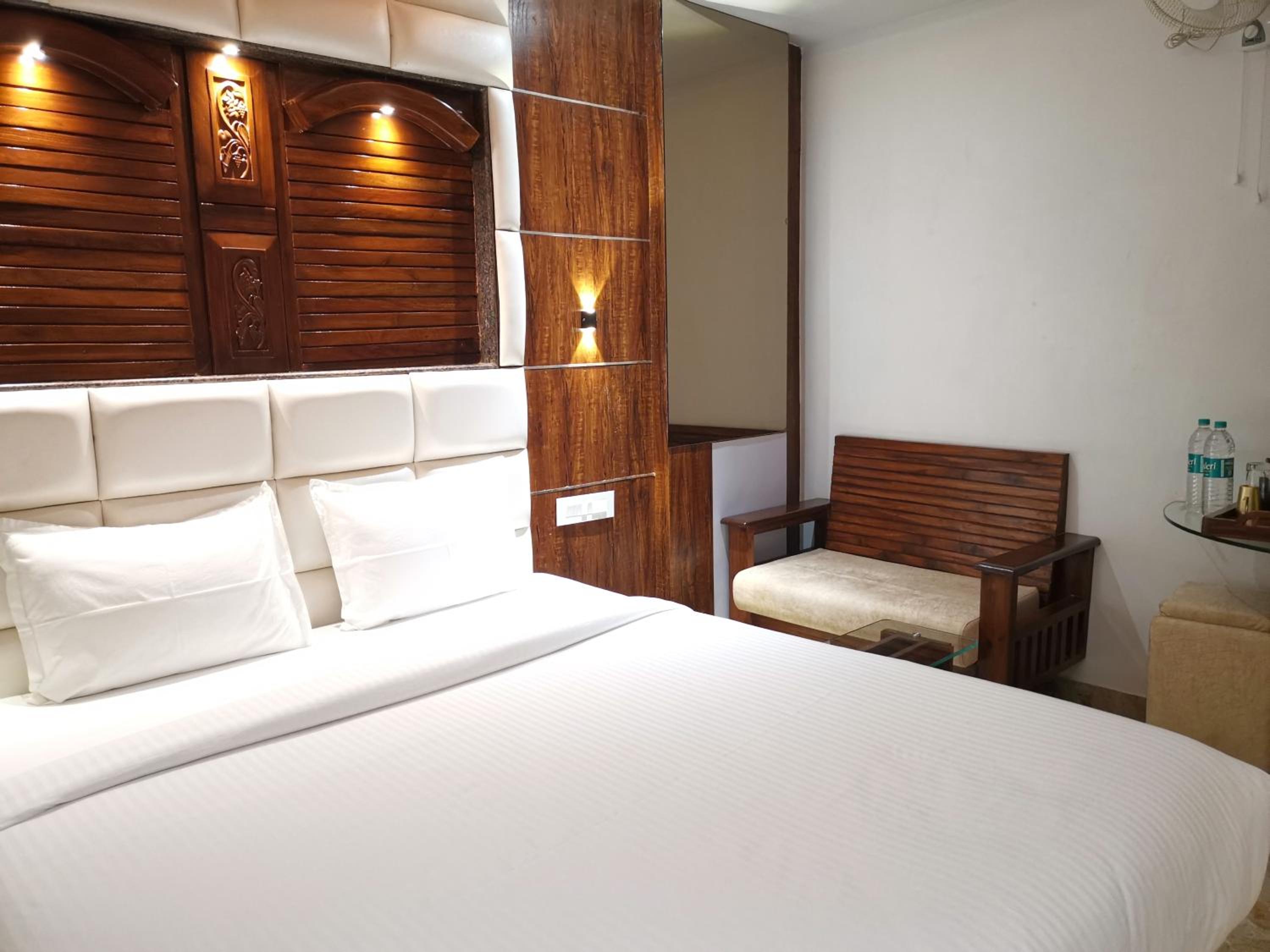Deluxe room without balcony - Photo 3