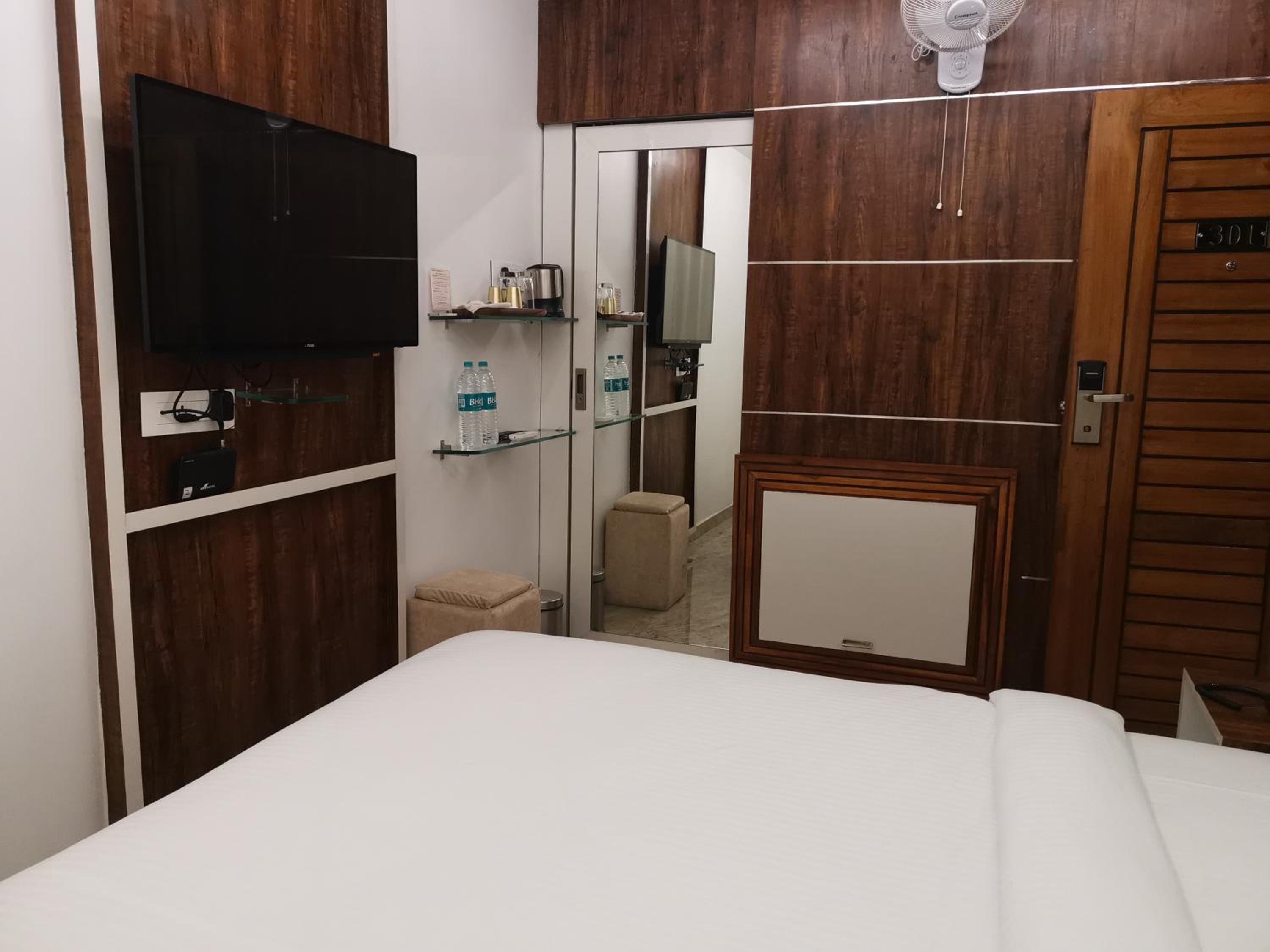 Deluxe room without balcony - Photo 2