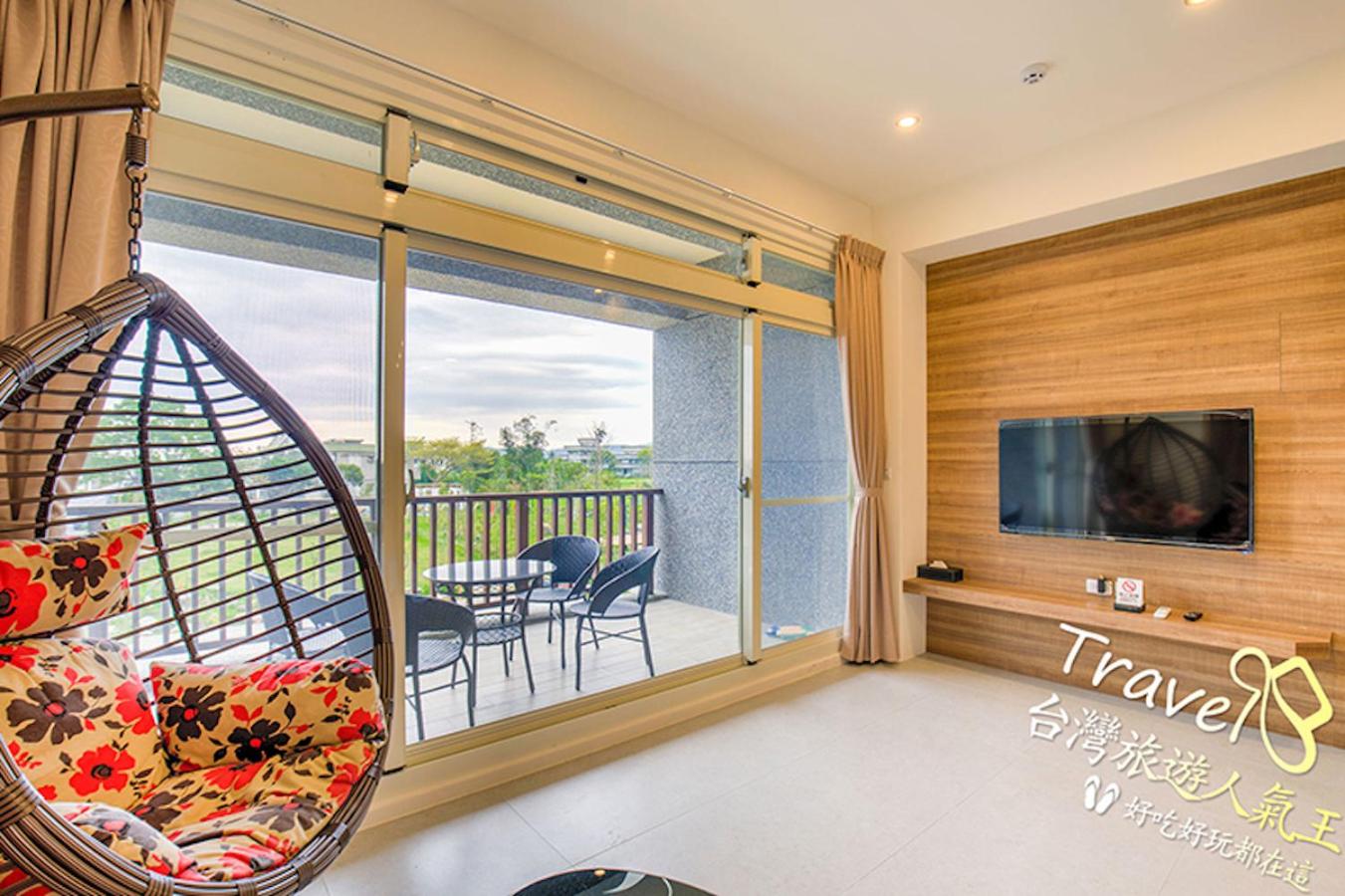 Quadruple Room with Balcony photo 3