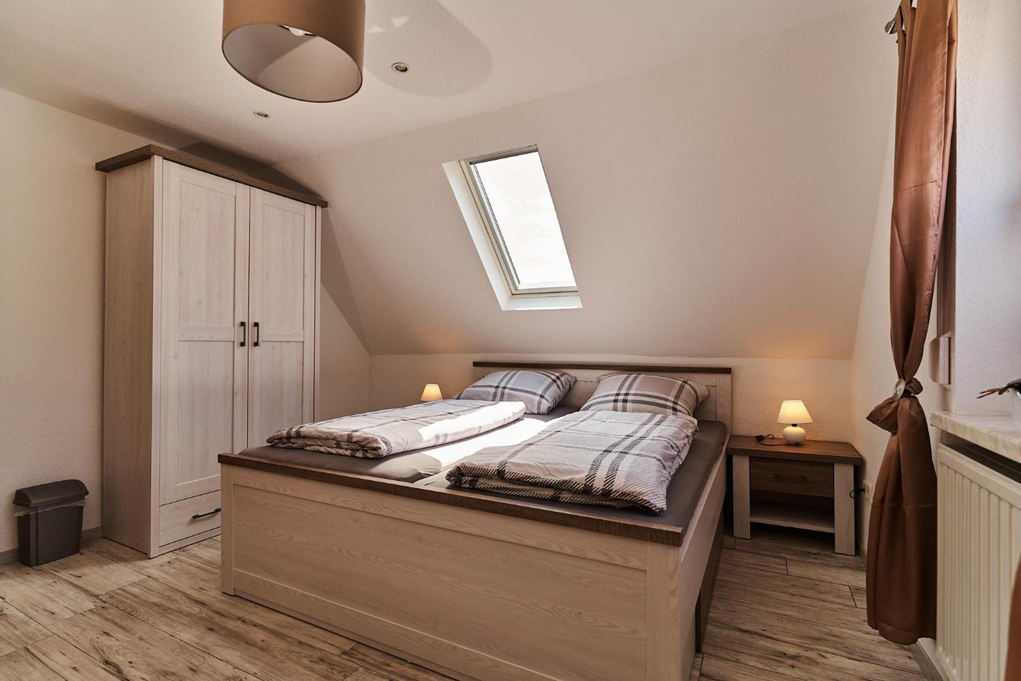Double Room with Private Bathroom photo 2