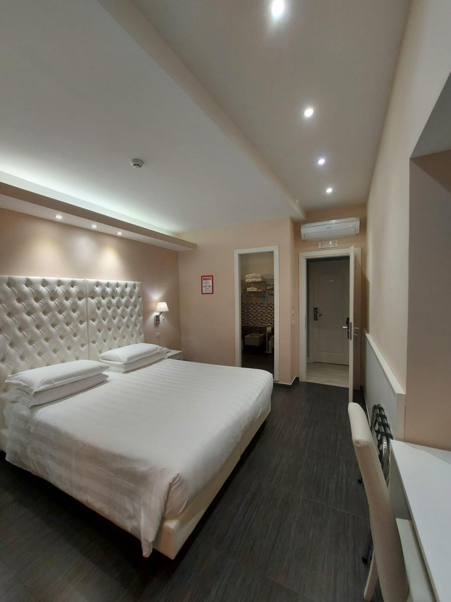 Superior Double Room photo 1