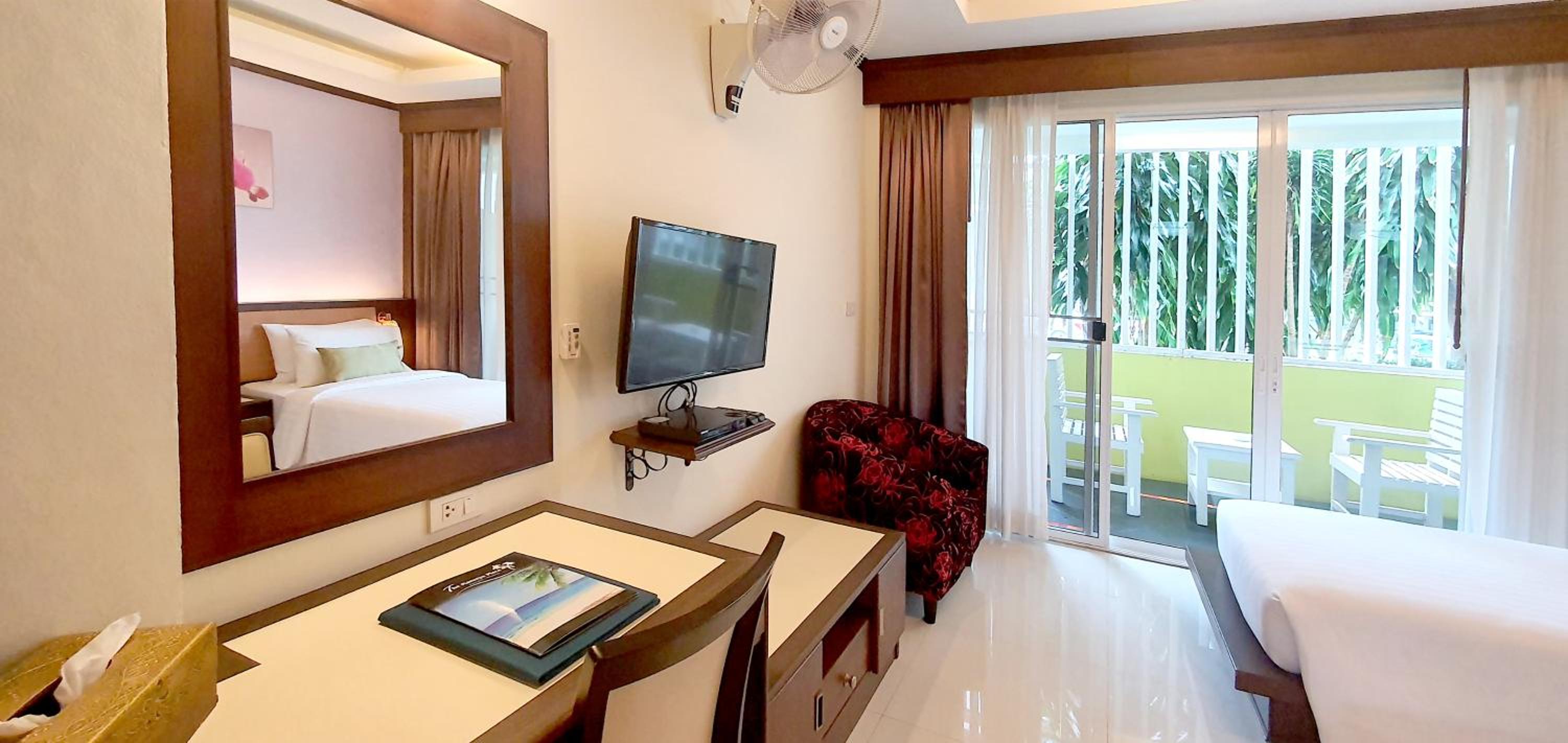 Double Room with Balcony photo 2