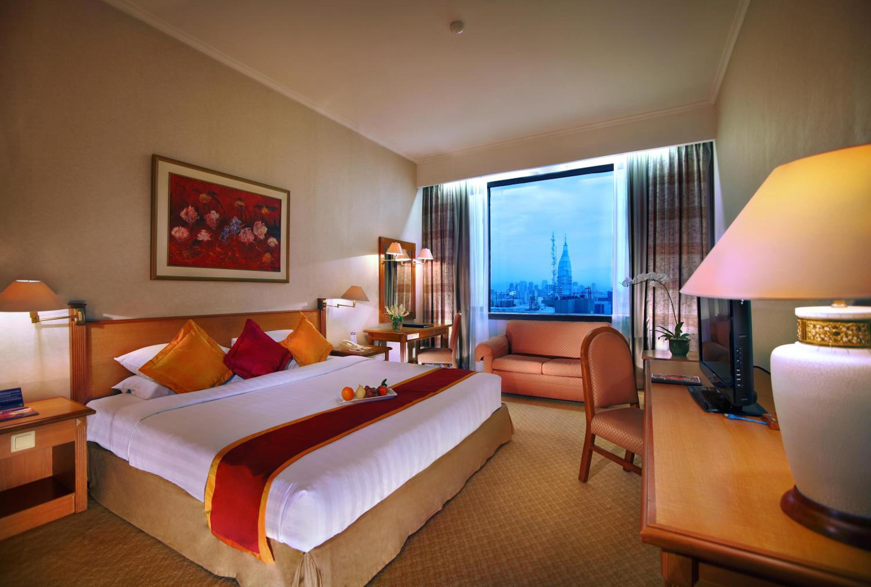 Deluxe King Room - Photo 1