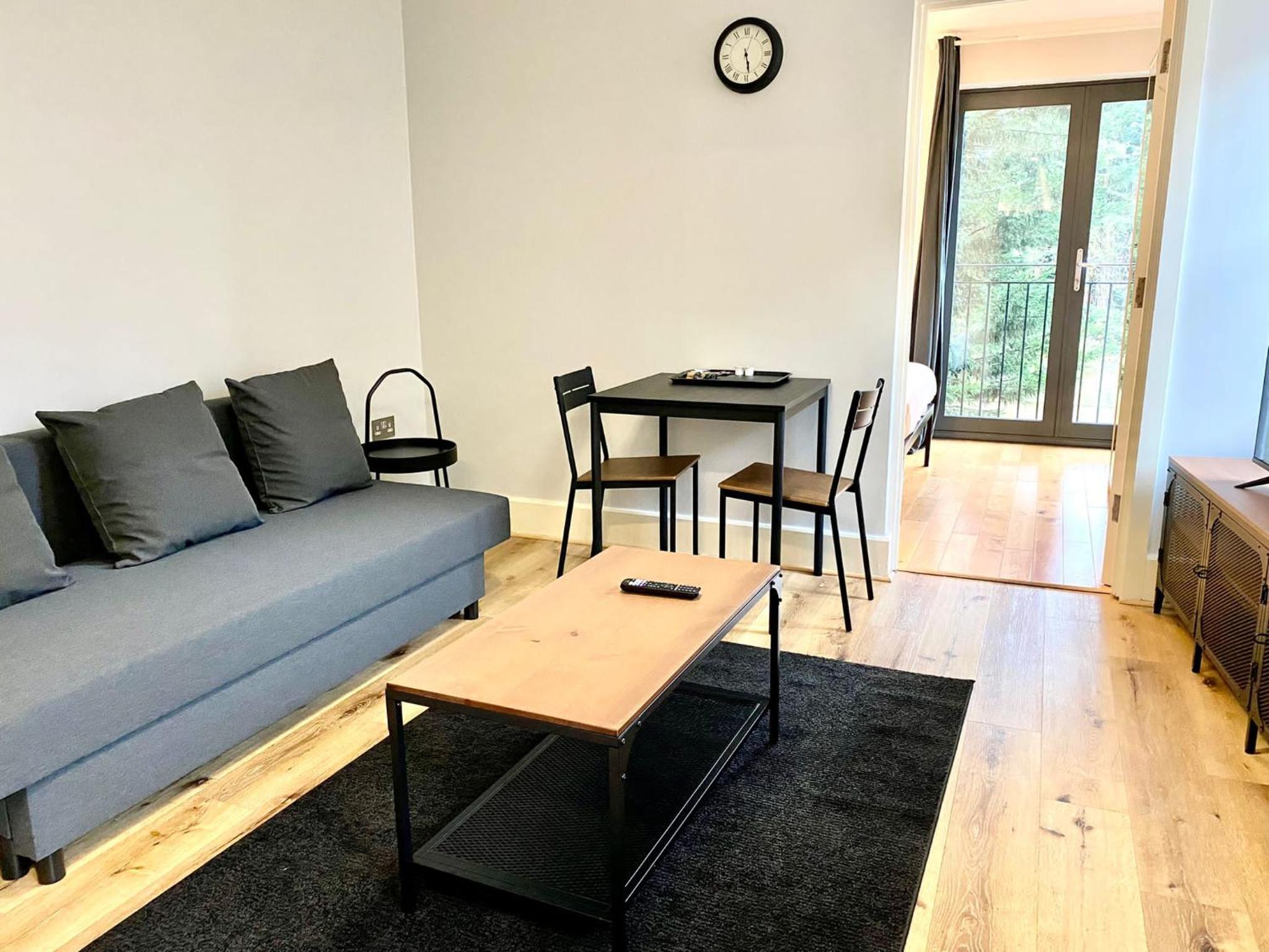 Apartment photo 1