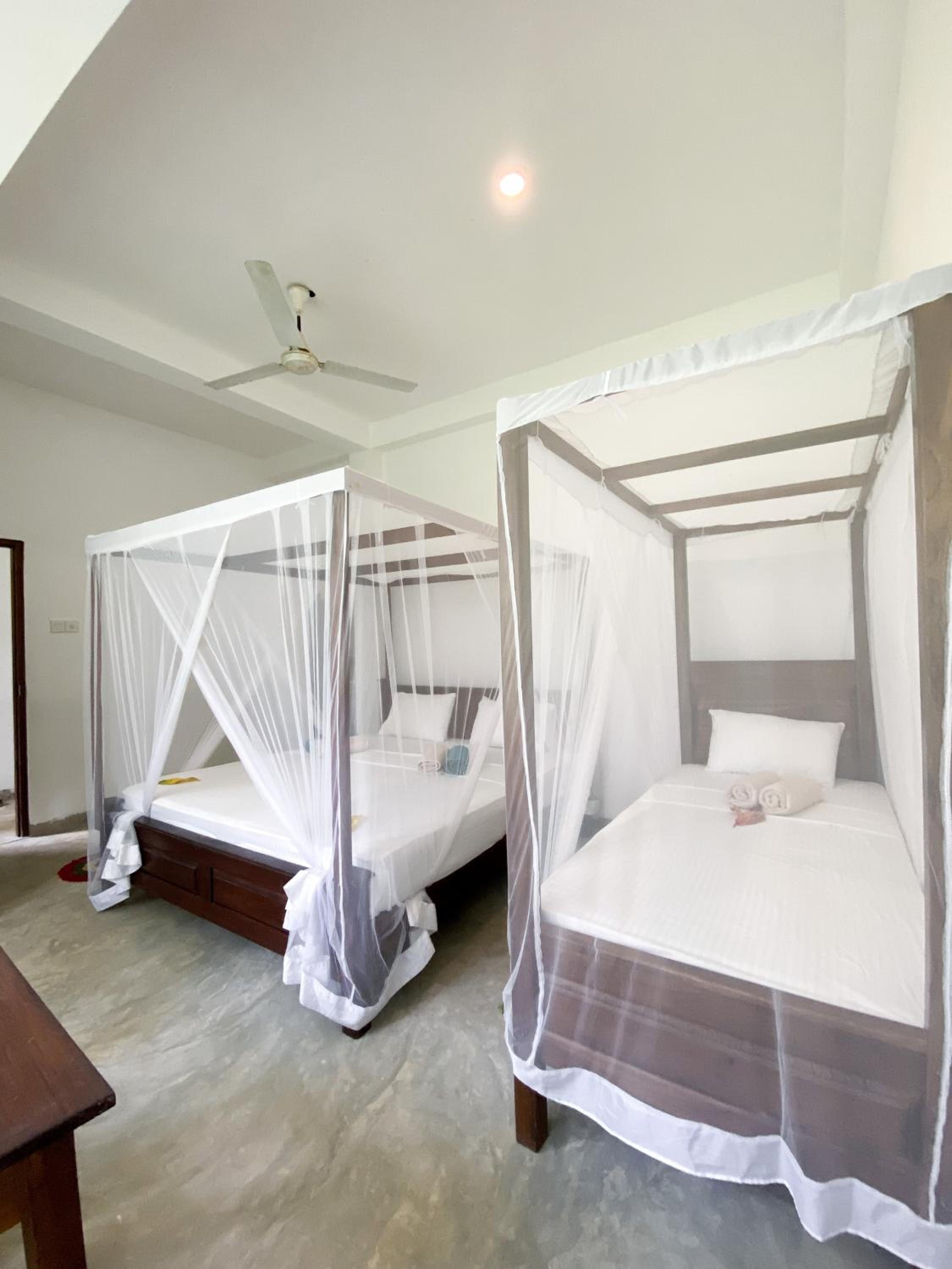 Budget Double Room photo 2