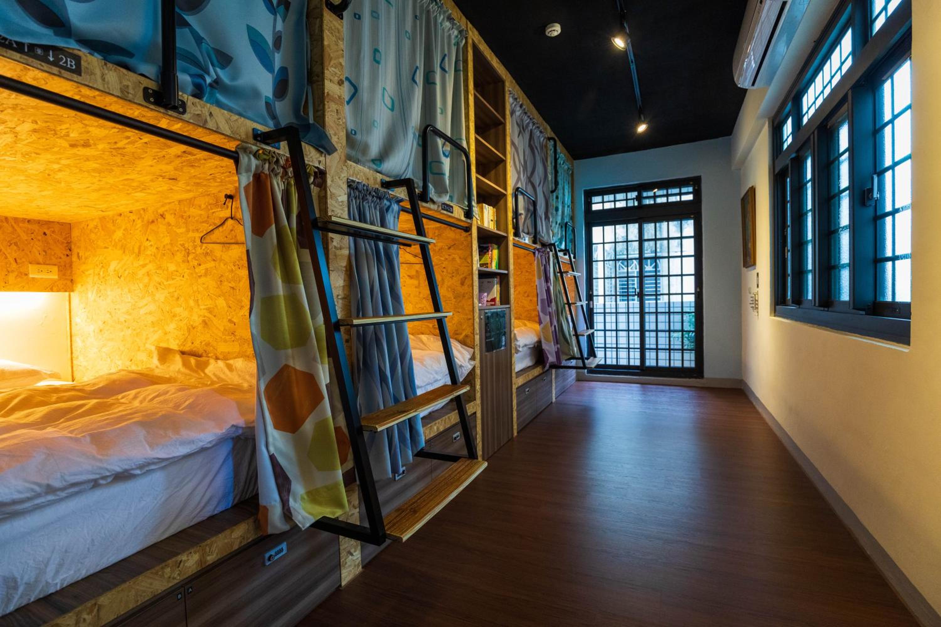 Bunk Bed in Mixed Dormitory Room photo 3
