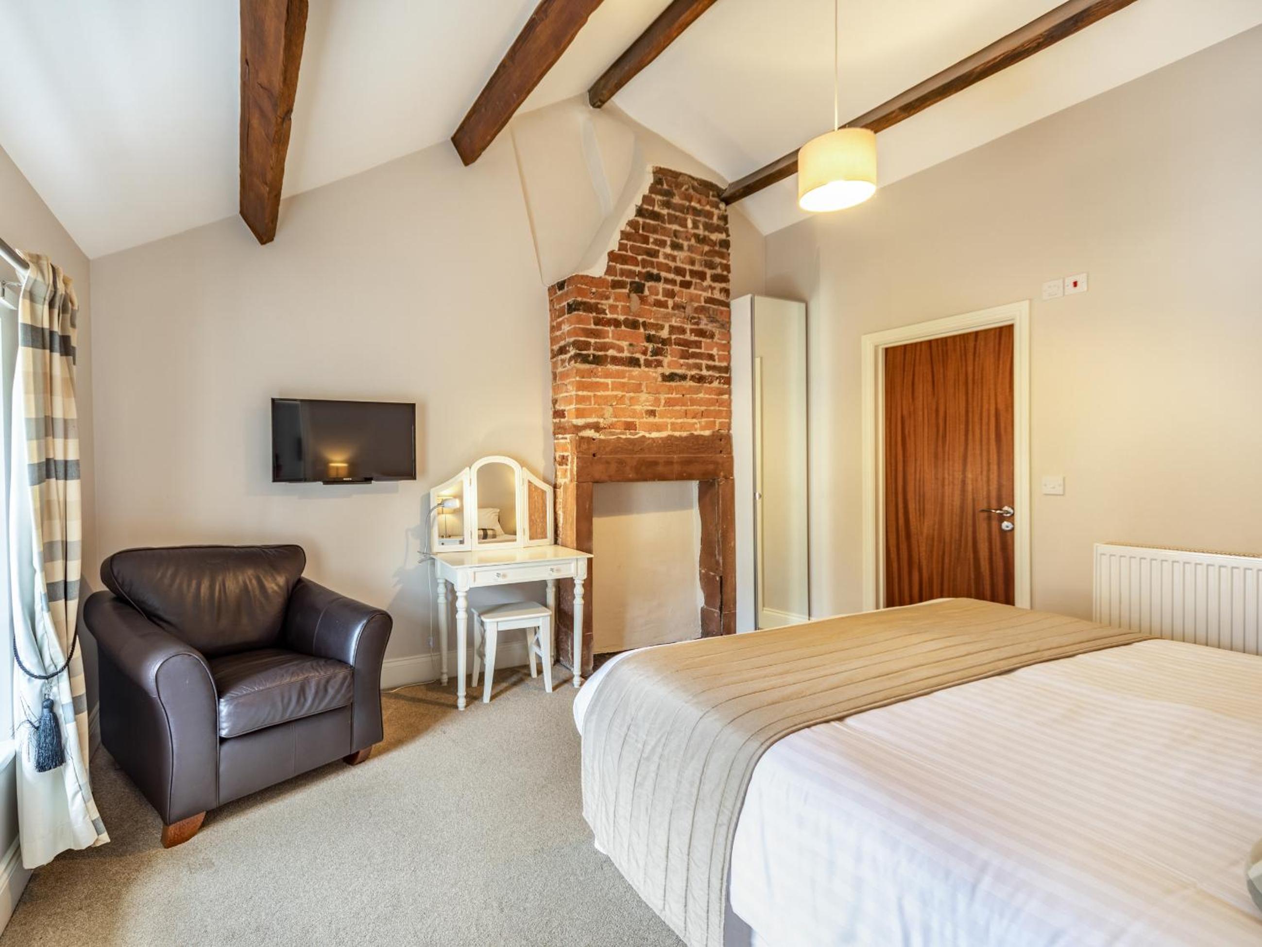 Double or Twin Room with Bathroom photo 1