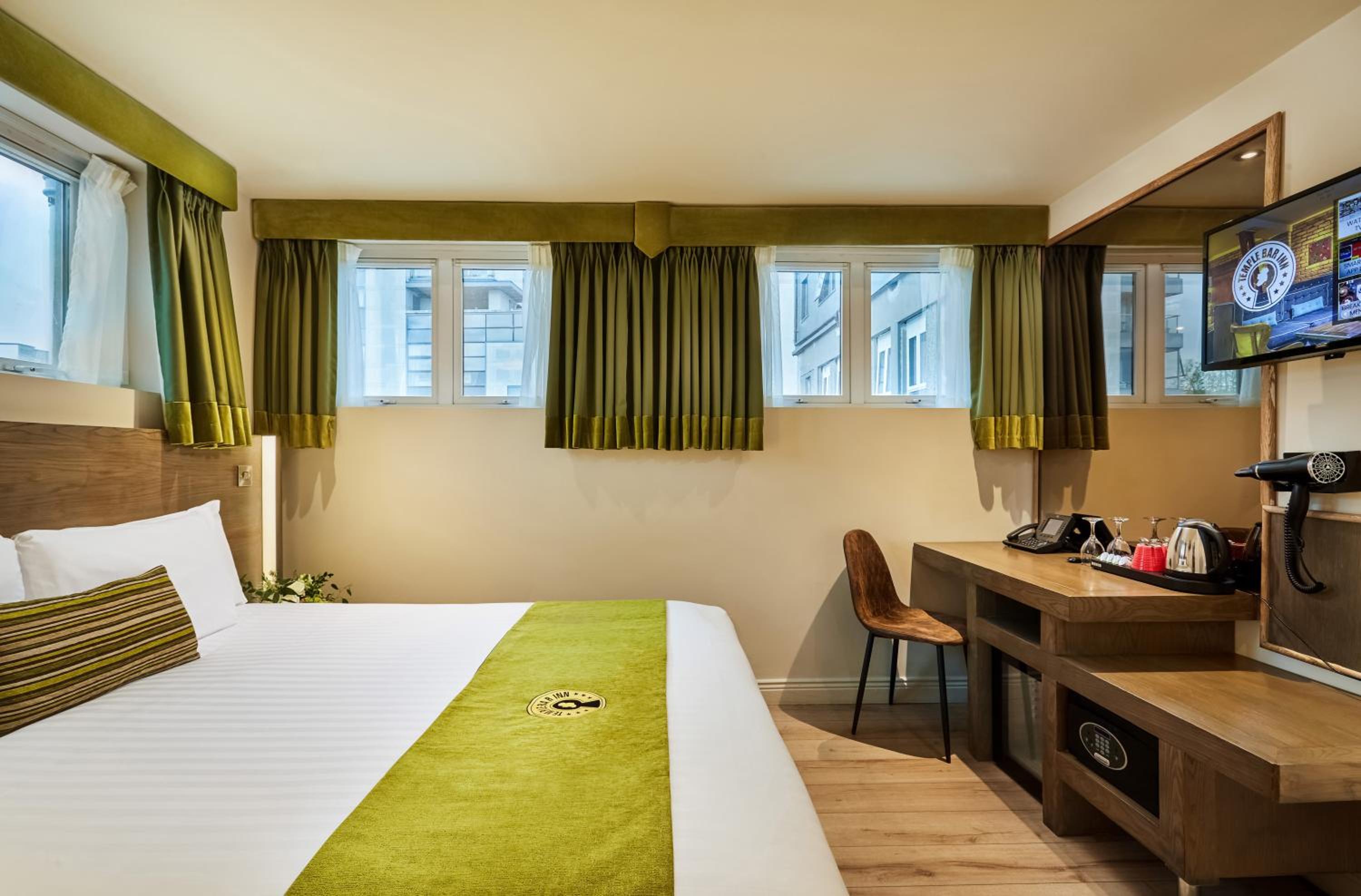 Cozy Double Room