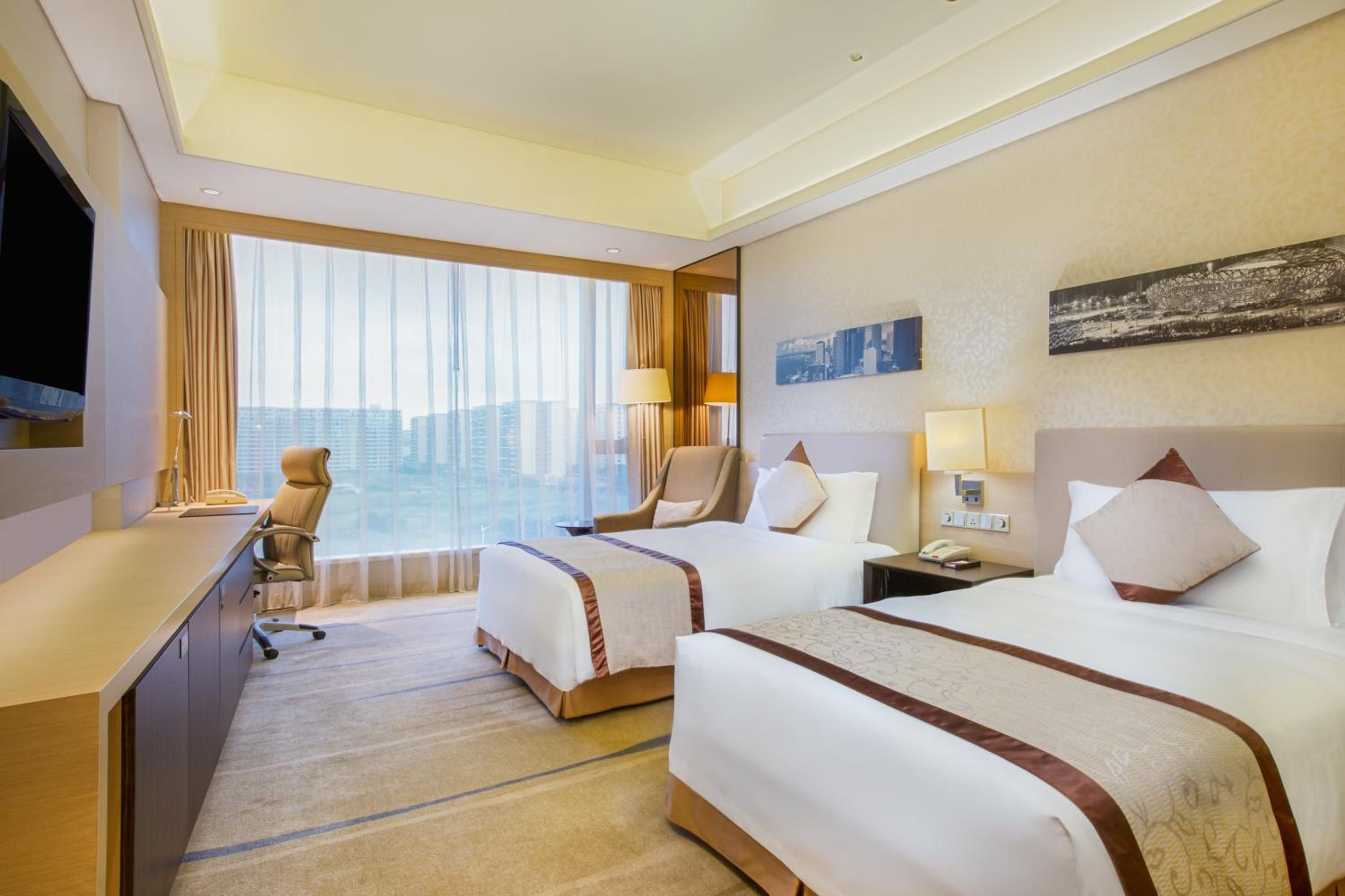 Standard Double Room with Two Double Beds and Garden View photo 2