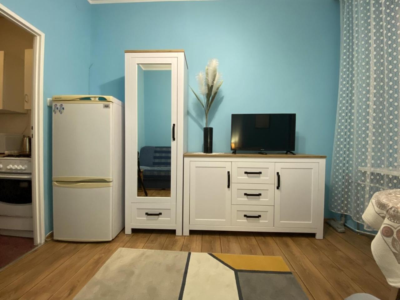 Studio photo 1