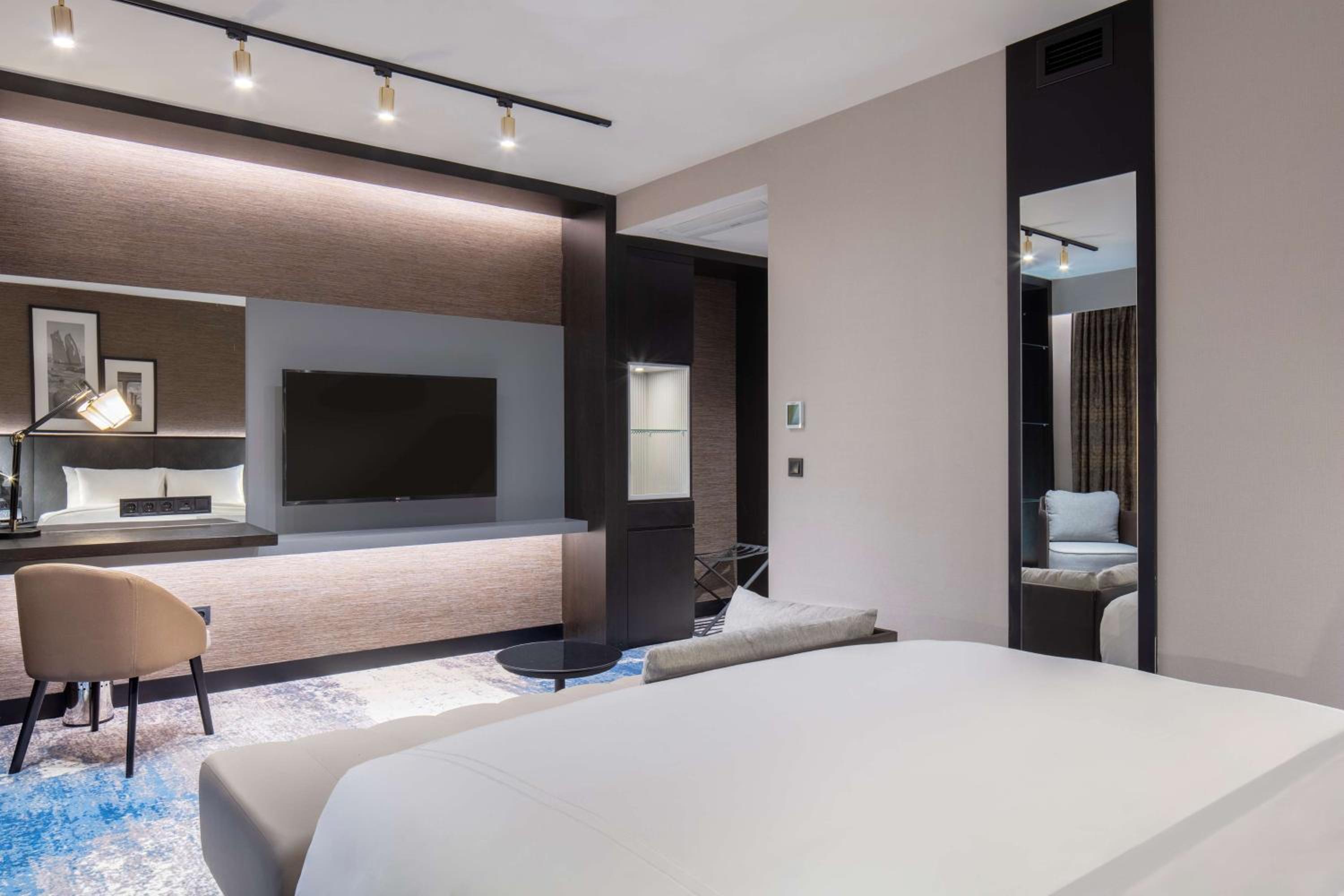 Junior Suite - Photo 9