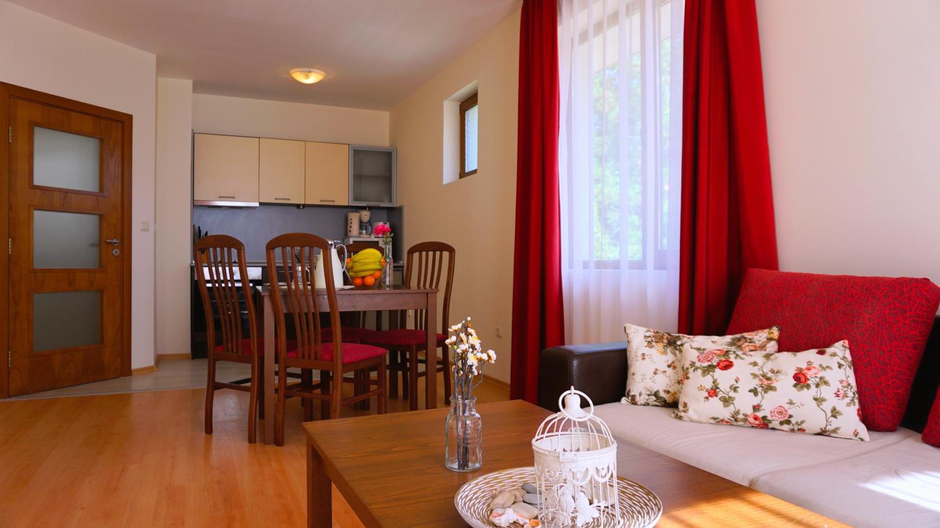 One-Bedroom Apartment