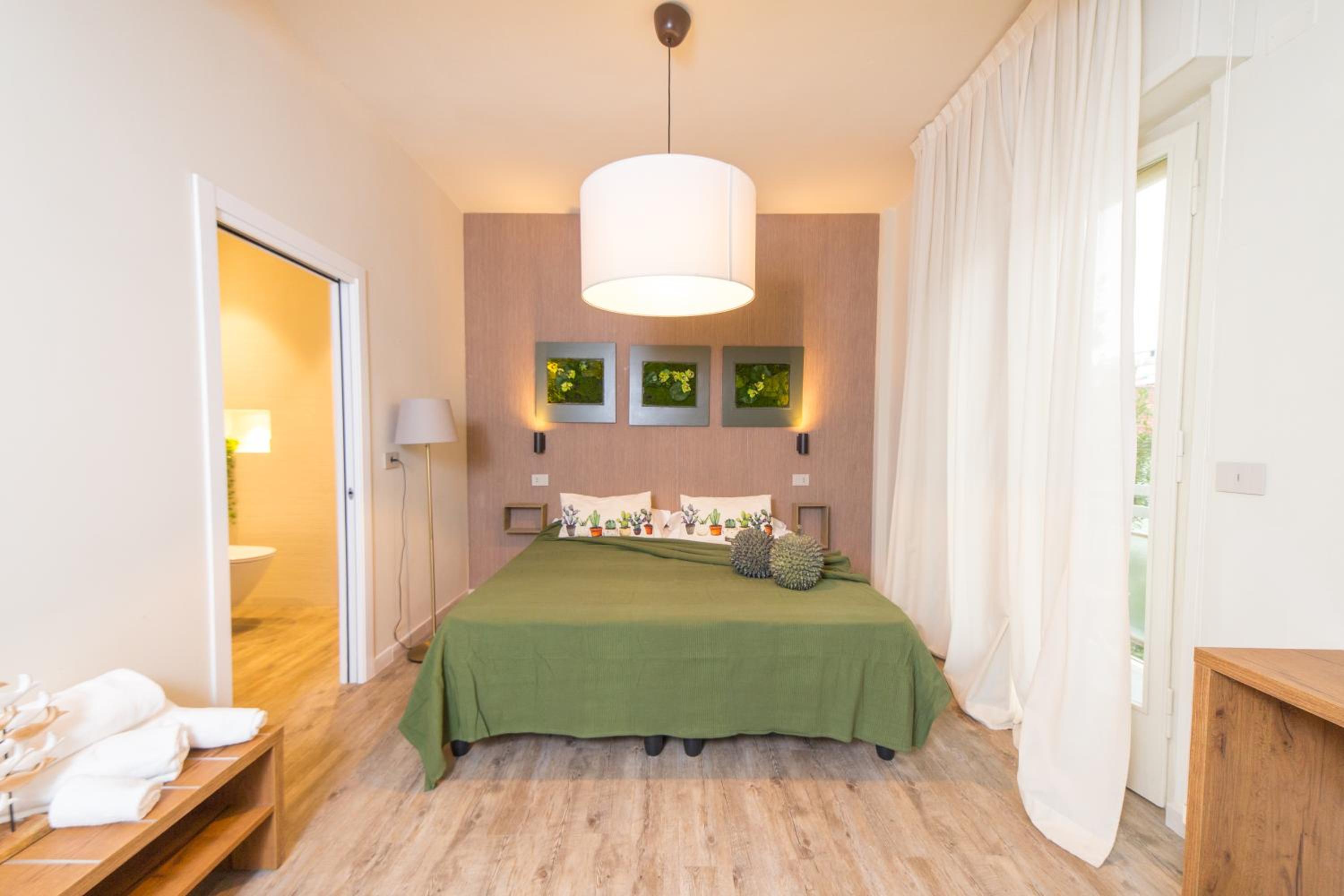 Junior Suite - Photo 1