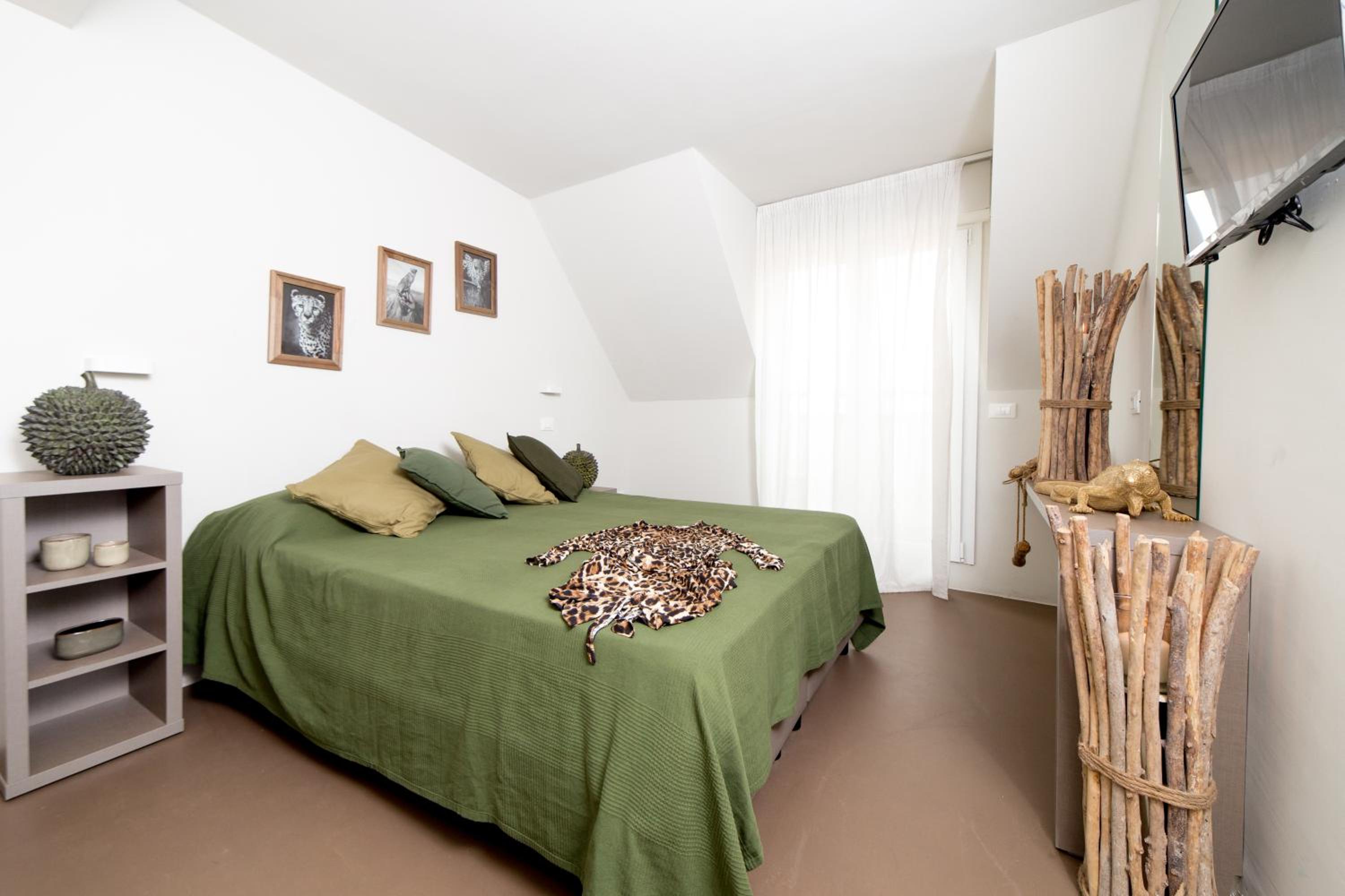 Triple Room - Photo 7