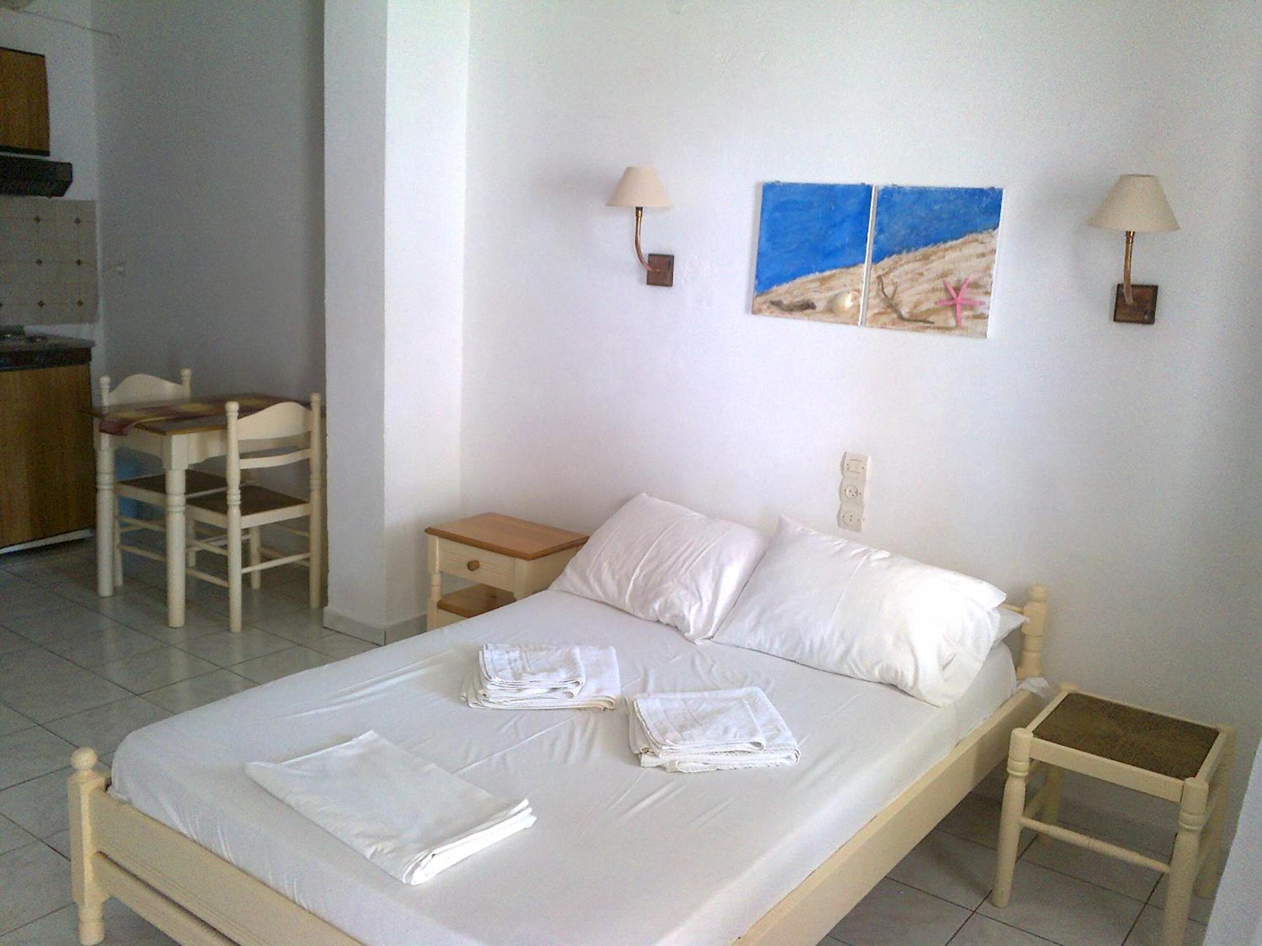 Budget Double Room photo 1