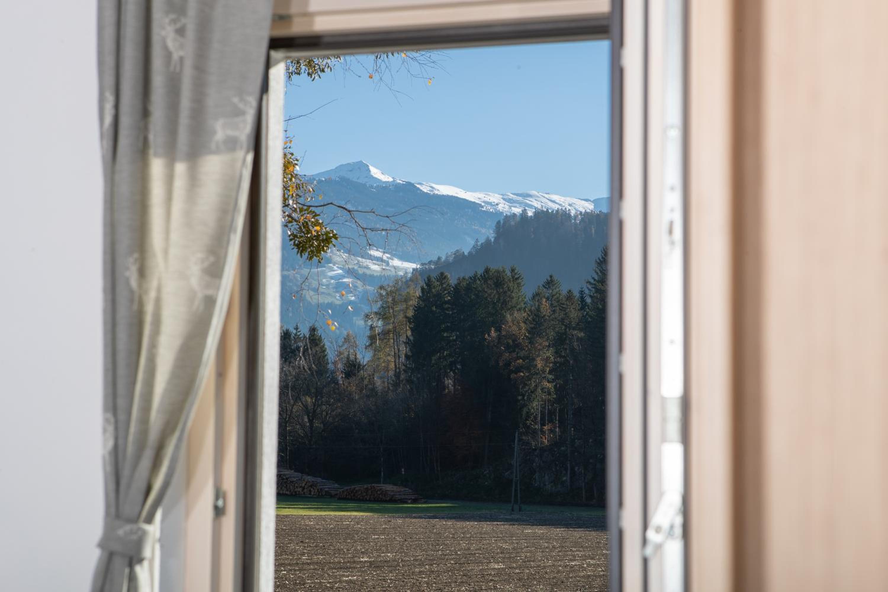 Premium Apartment mit 3 Schlafzimmern und Gartenblick photo 2