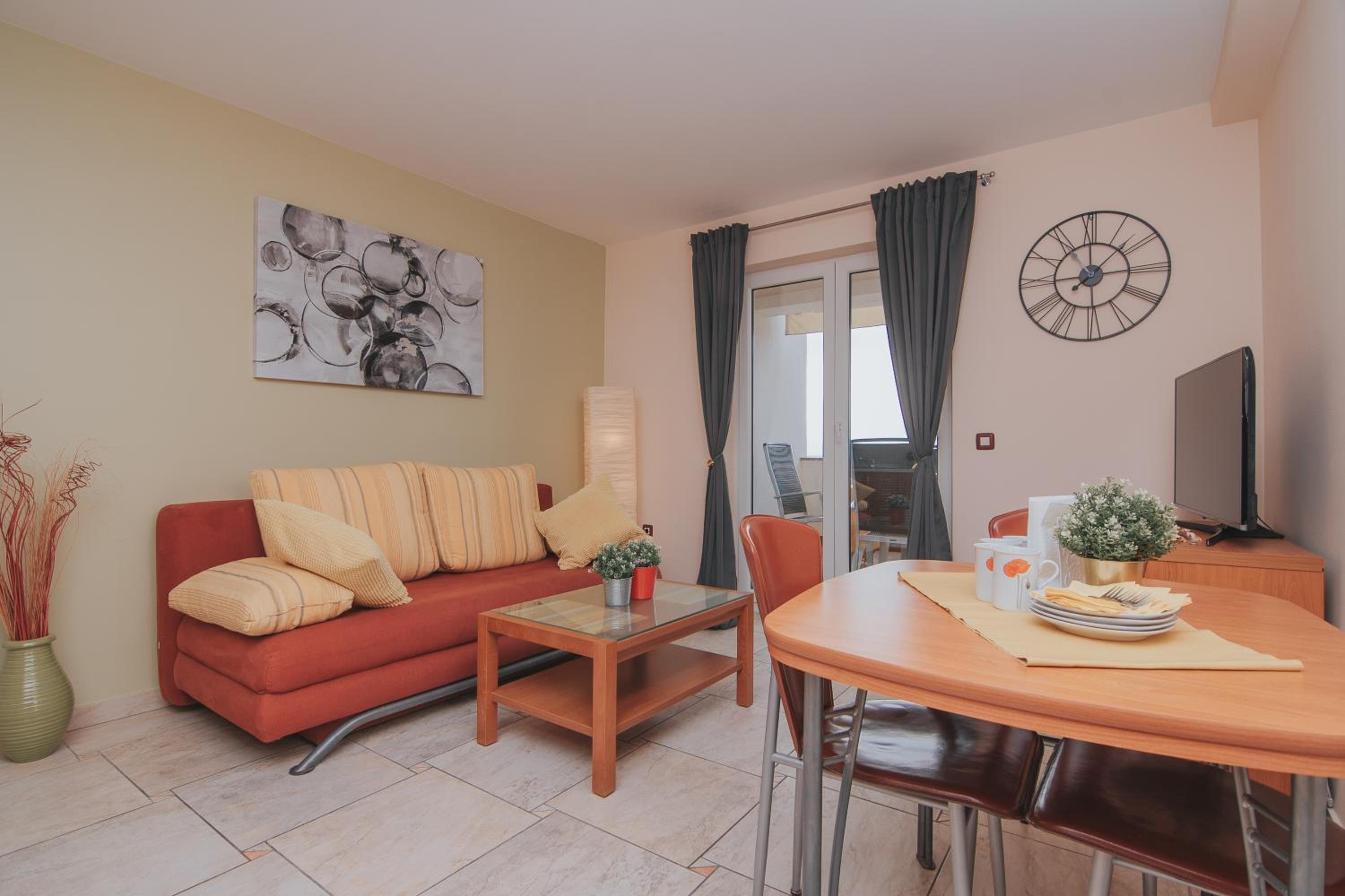 One-Bedroom Apartment with Sea View and Terrace