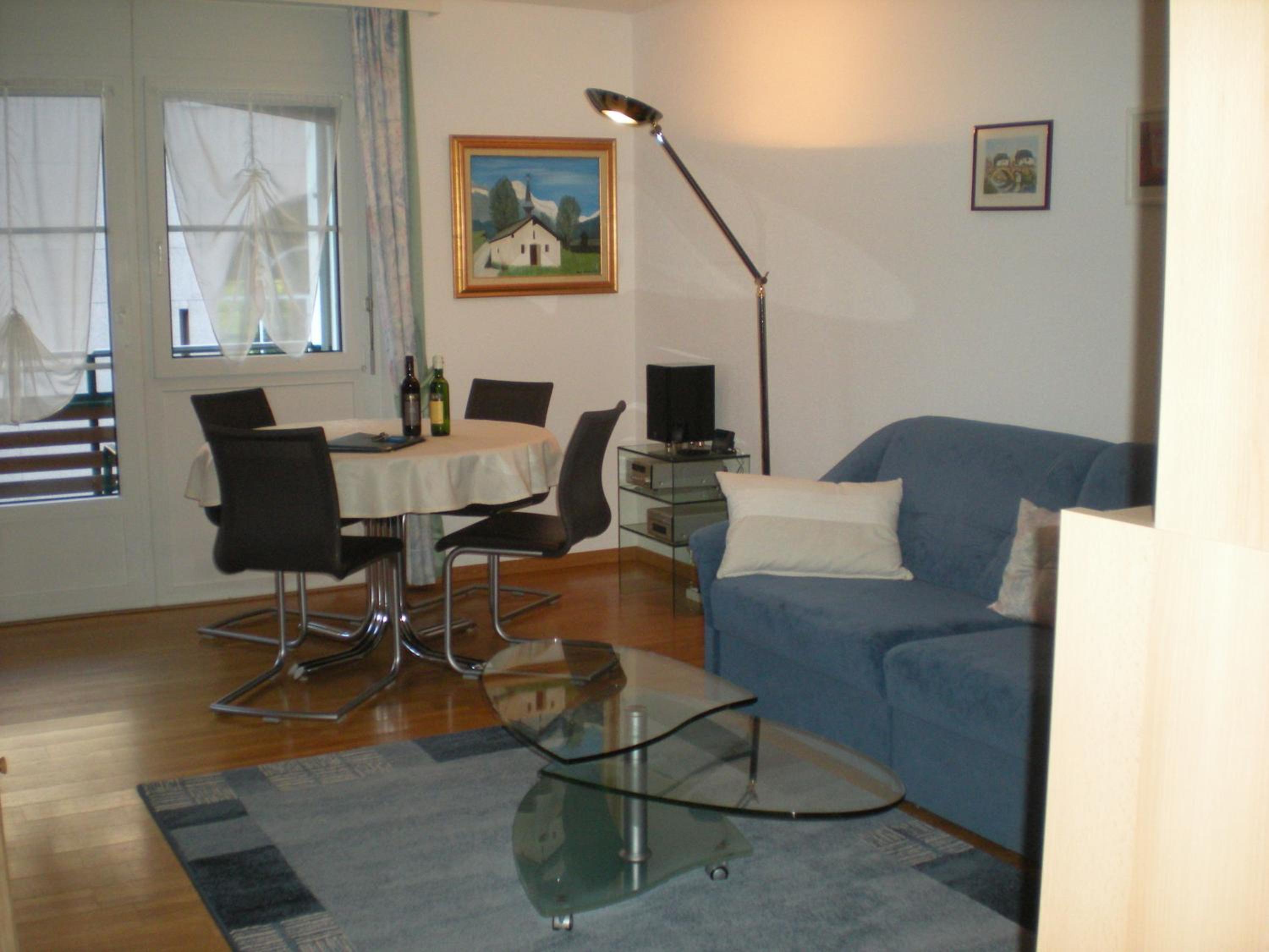 Superior One-Bedroom Apartment - Photo 8