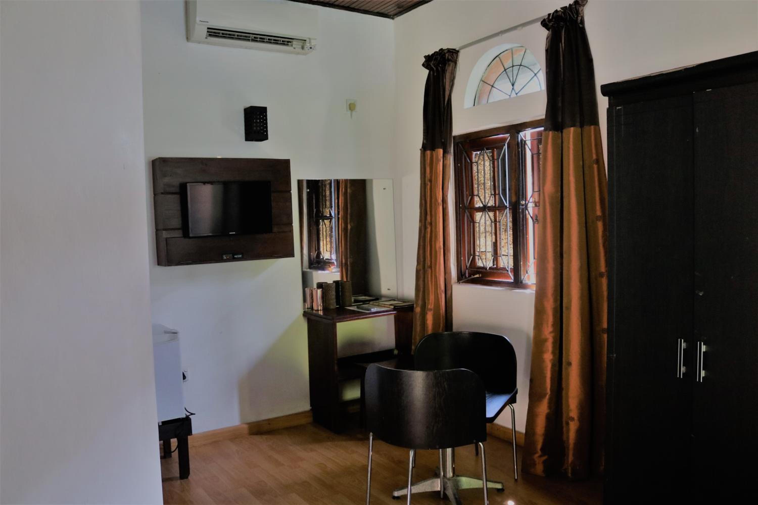 Quarto Duplo ou Twin com Acesso à Piscina