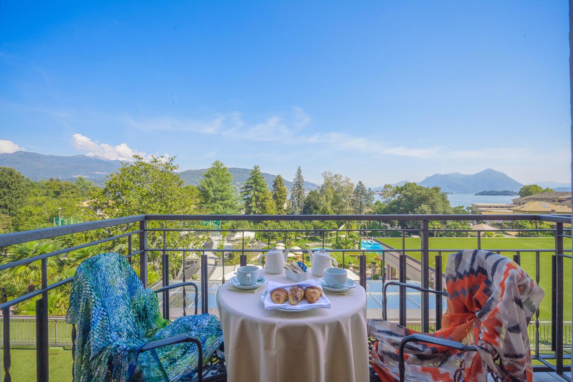 Suite with Lake View - Photo 7