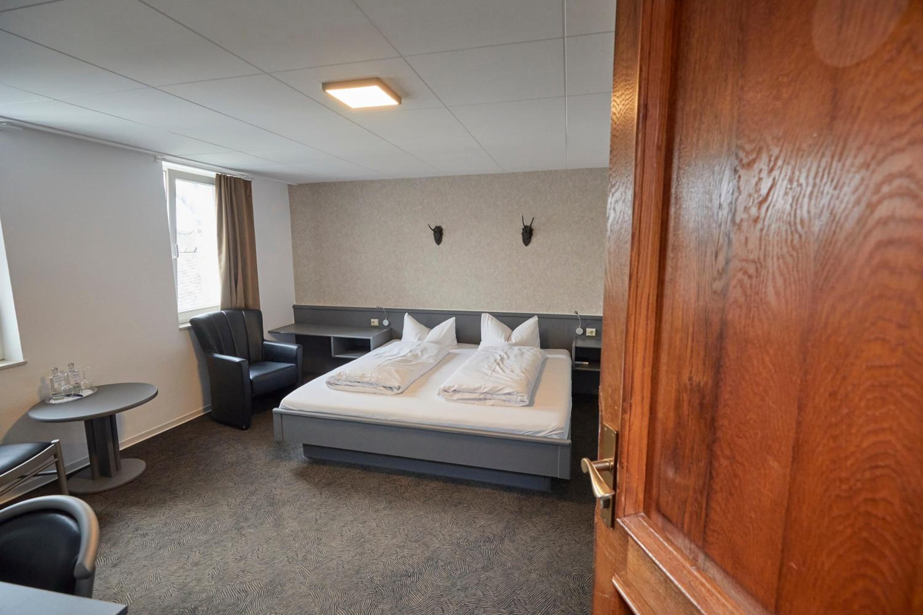Double Room - Photo 9