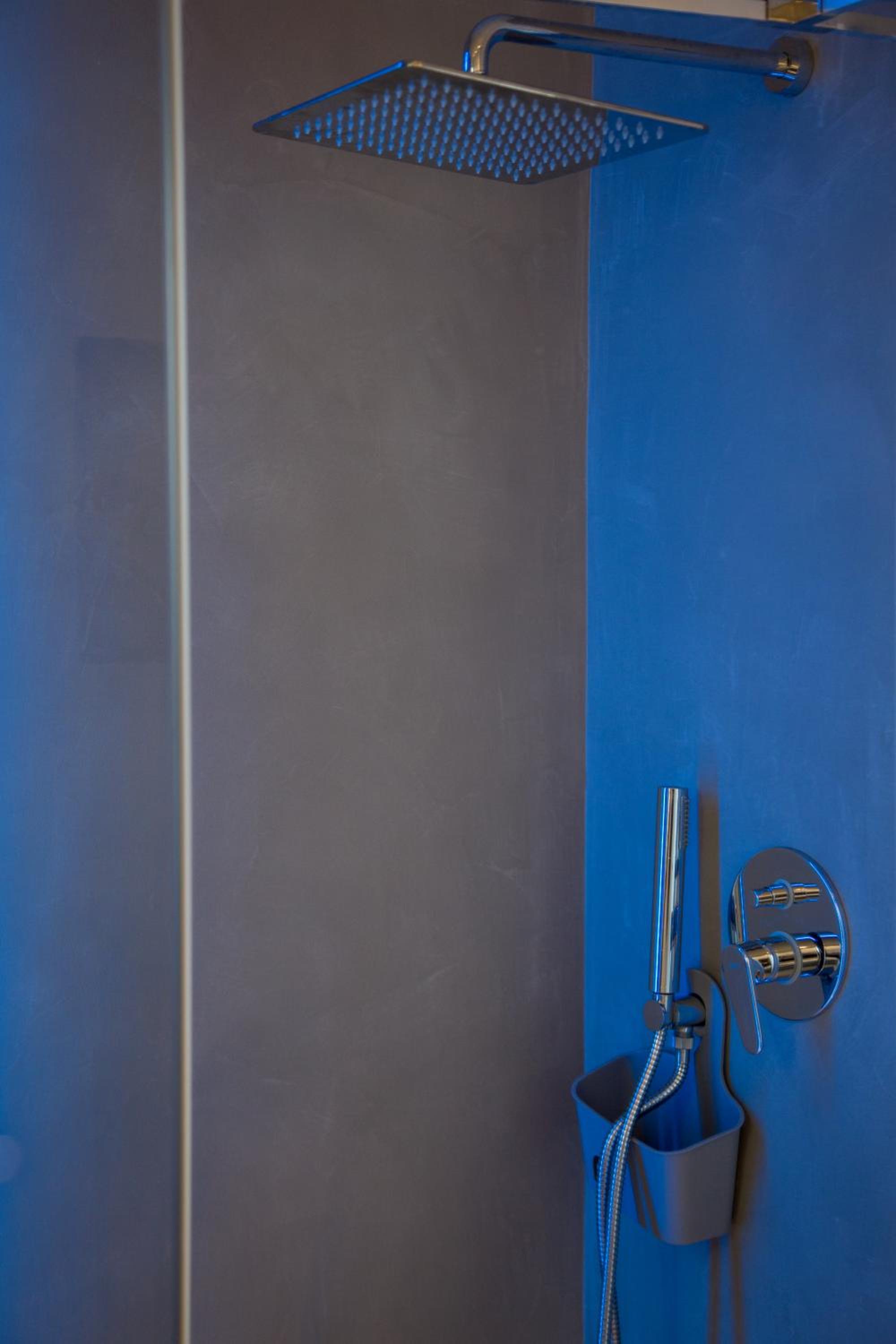 Quadruple Room - Photo 6