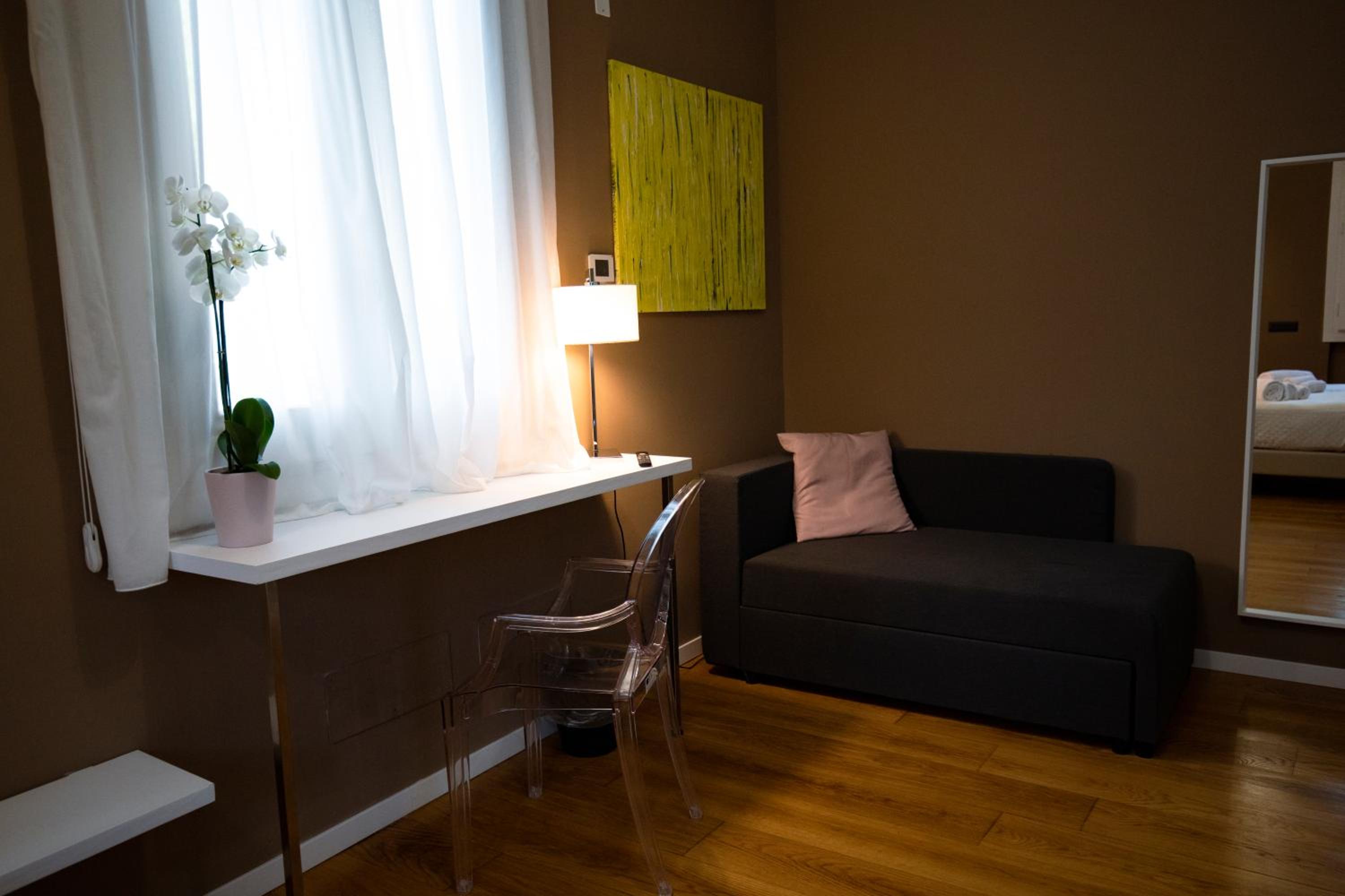 Double Room with Mountain View - Photo 8