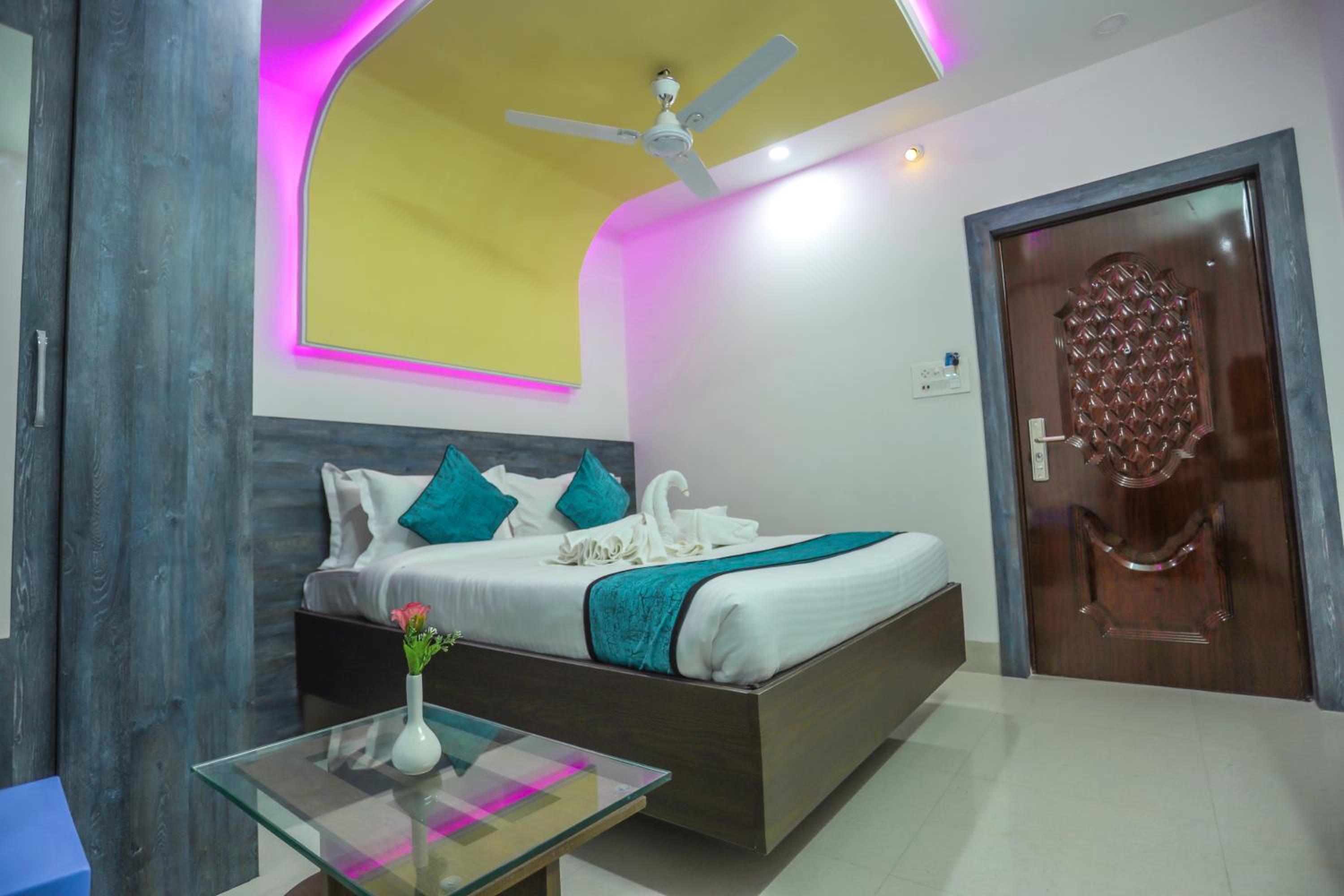 Deluxe Suite